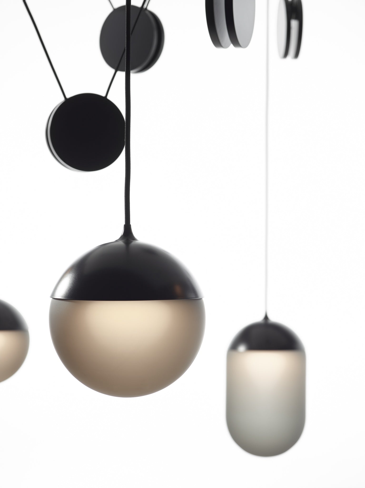 Pendelleuchte PLANETS mattes Glas