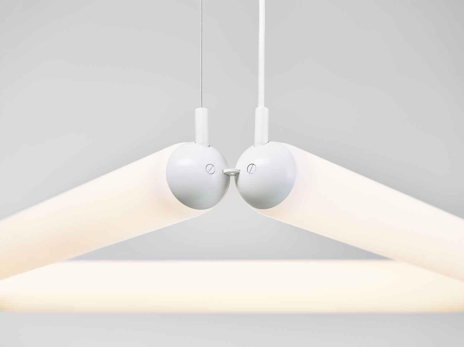 Puro Contour Hanging Lamp - Dreieck mattes Glas
