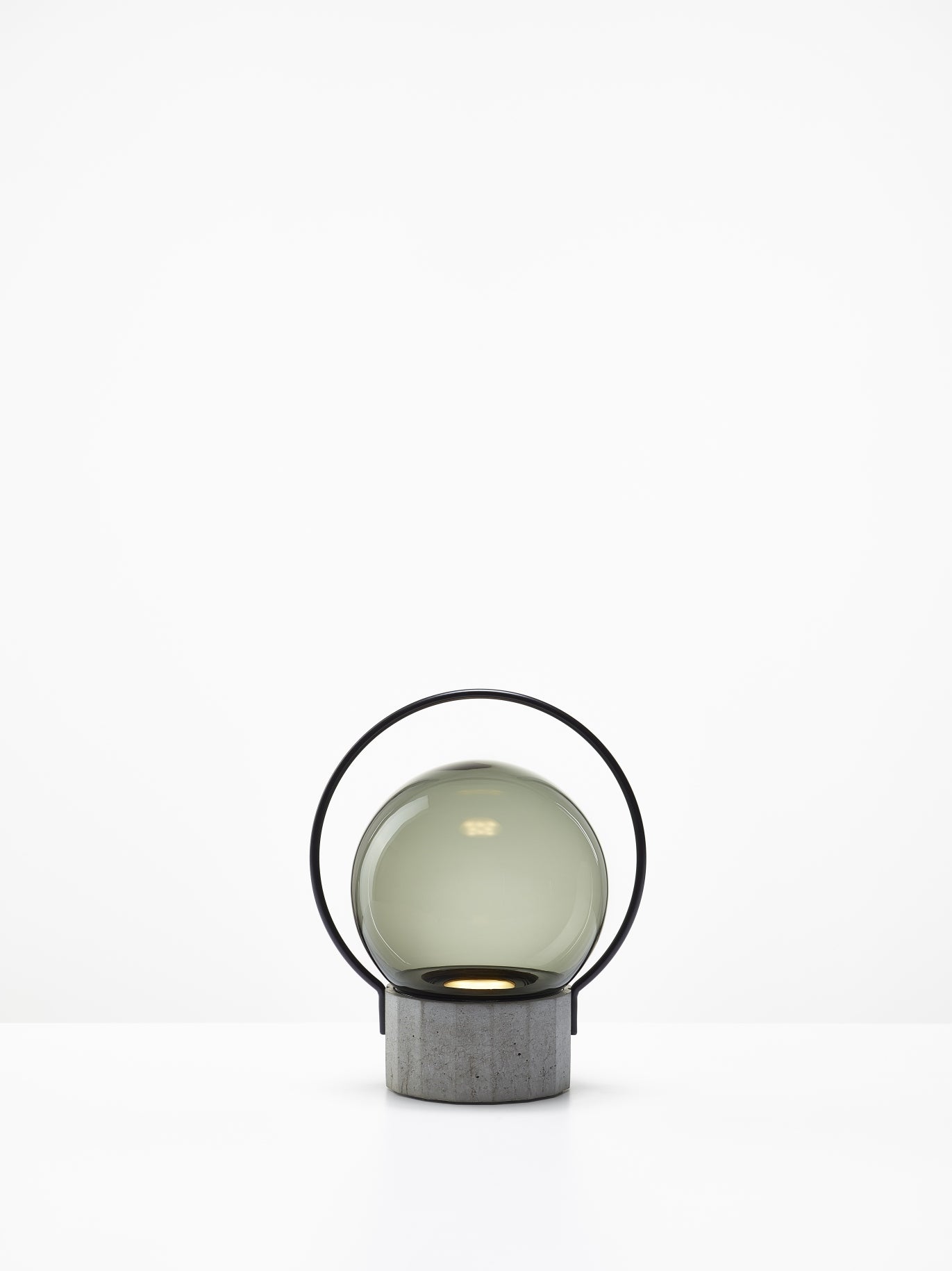 Portable lamp sphere portable shiny glass