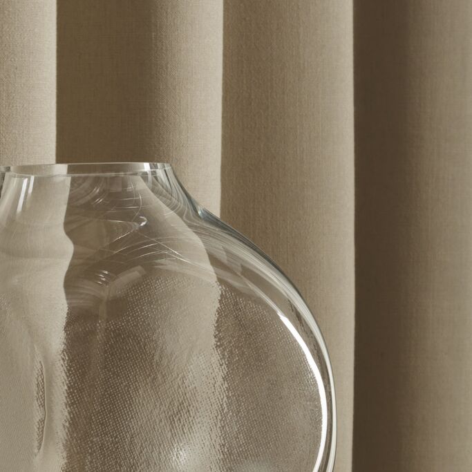 Bronco glass vase