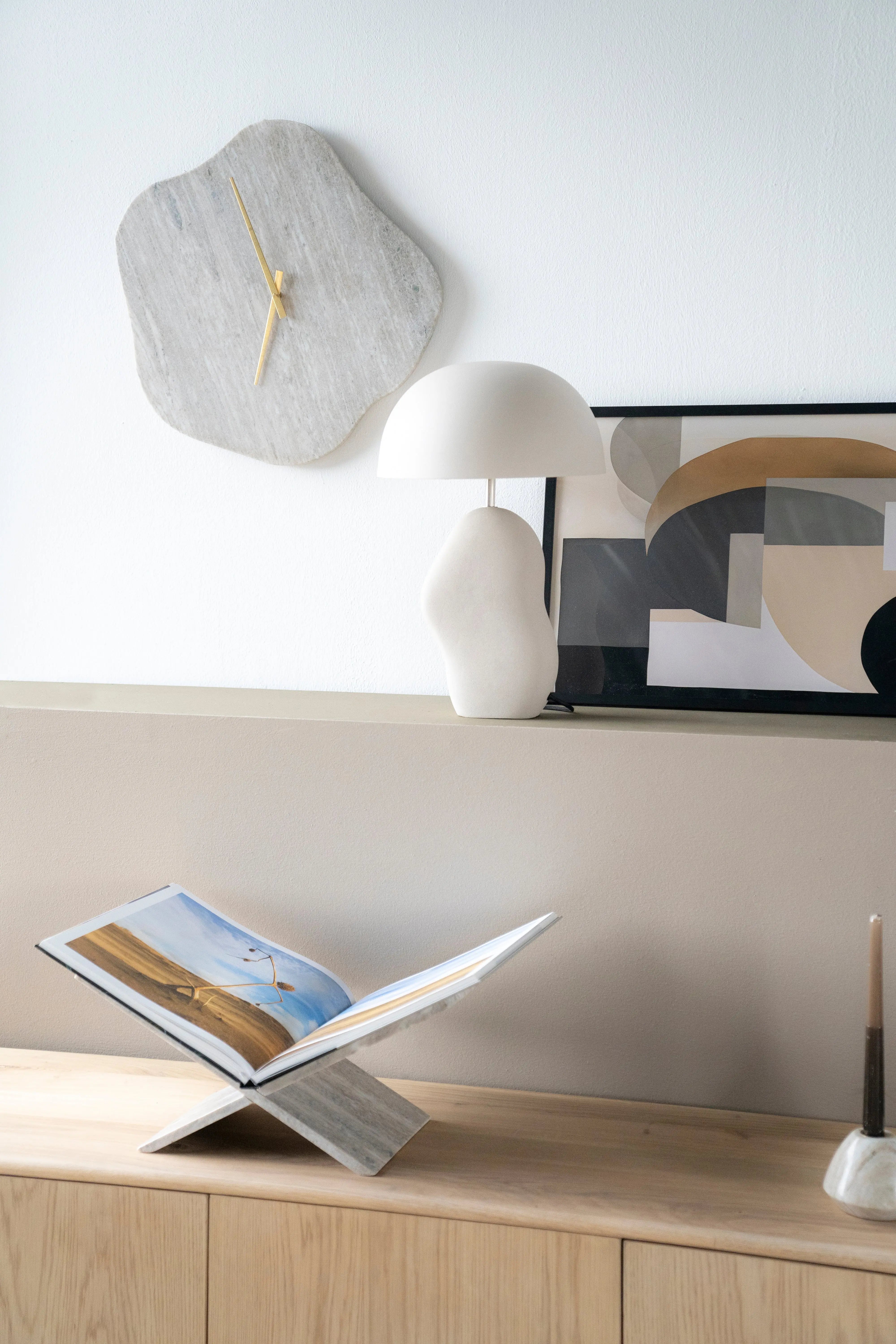 Lampa stołowa AIZU kremowy – styl minimalistyczny