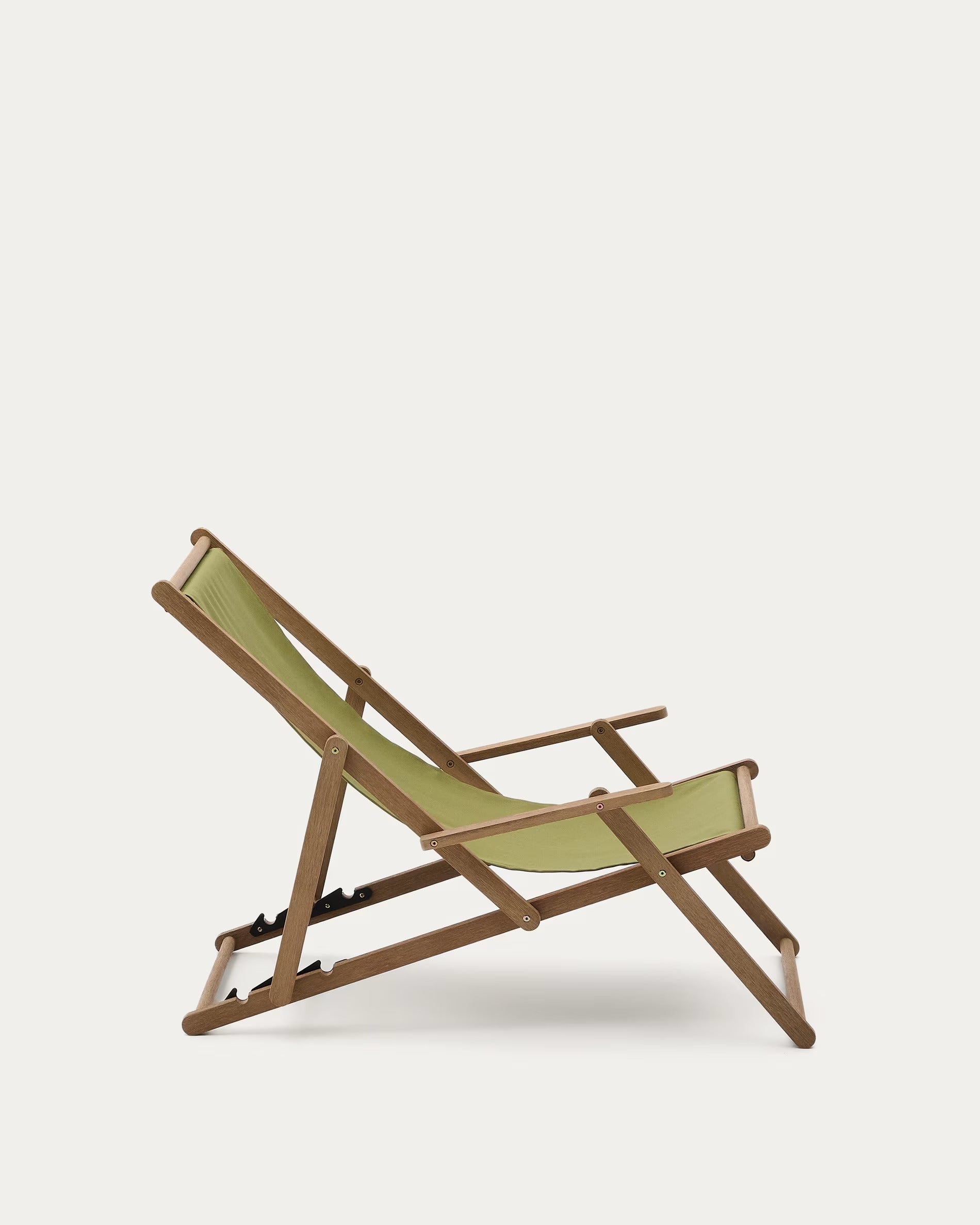 Vilara Green deckchair with an acacia base
