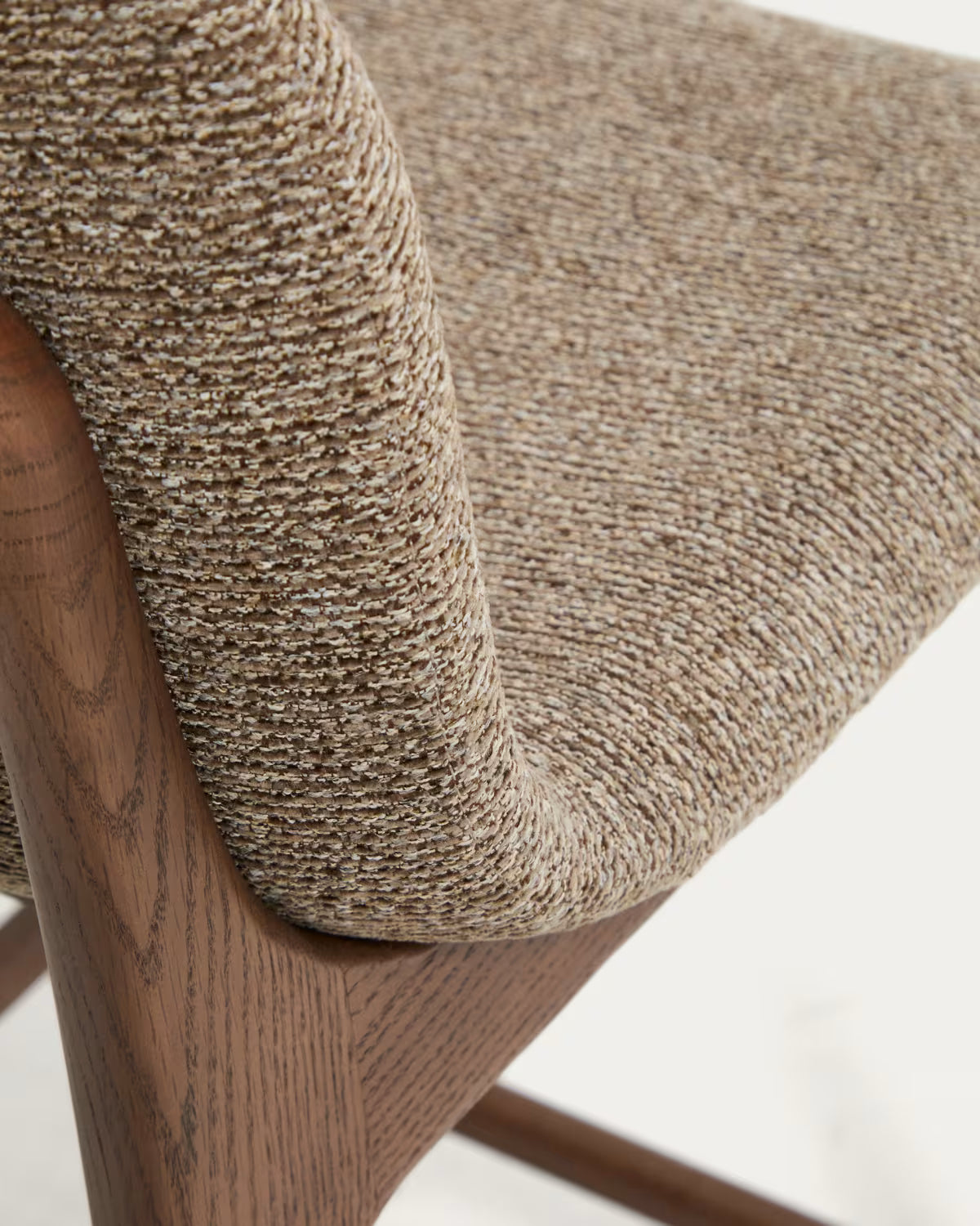 ELNOR stool in brown chenille with an oak base