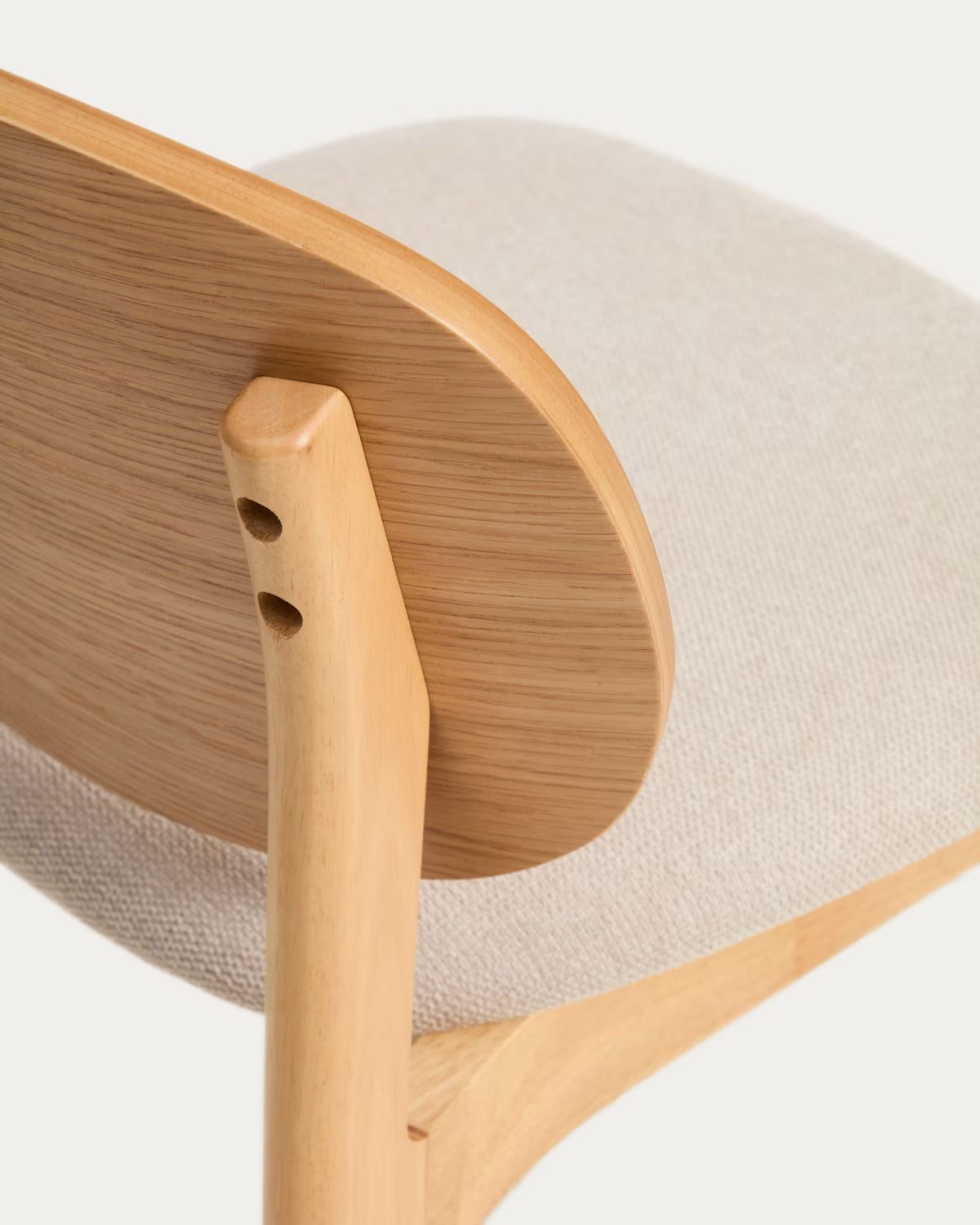 LUDARA Chair in Beige Chenille with a Veneered Oak Base