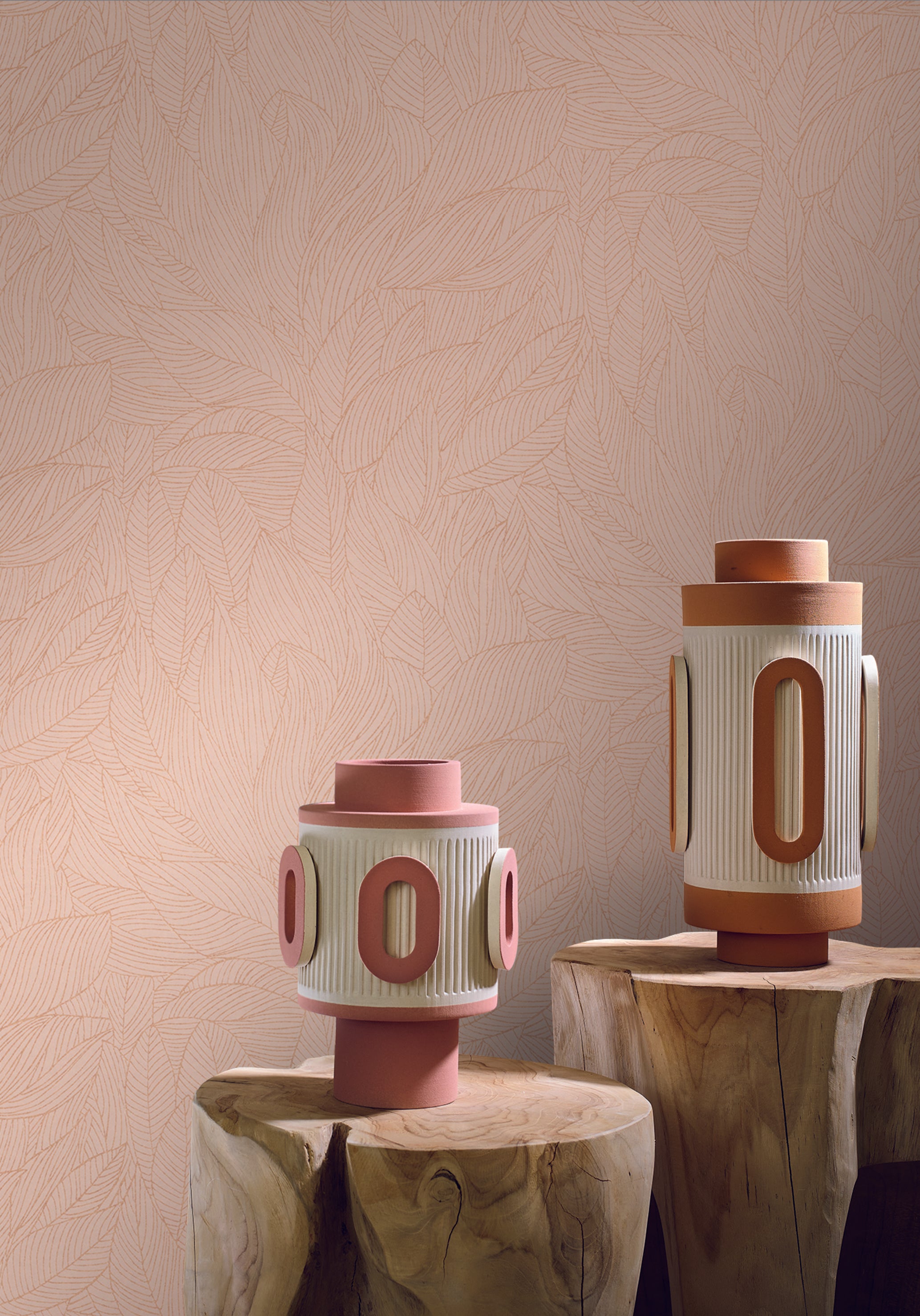 Vlies-Tapete mit Pflanzenmotiv HOSTA - ROSE POUDRÉ/DORÉ pudriges Rosa mit Gold