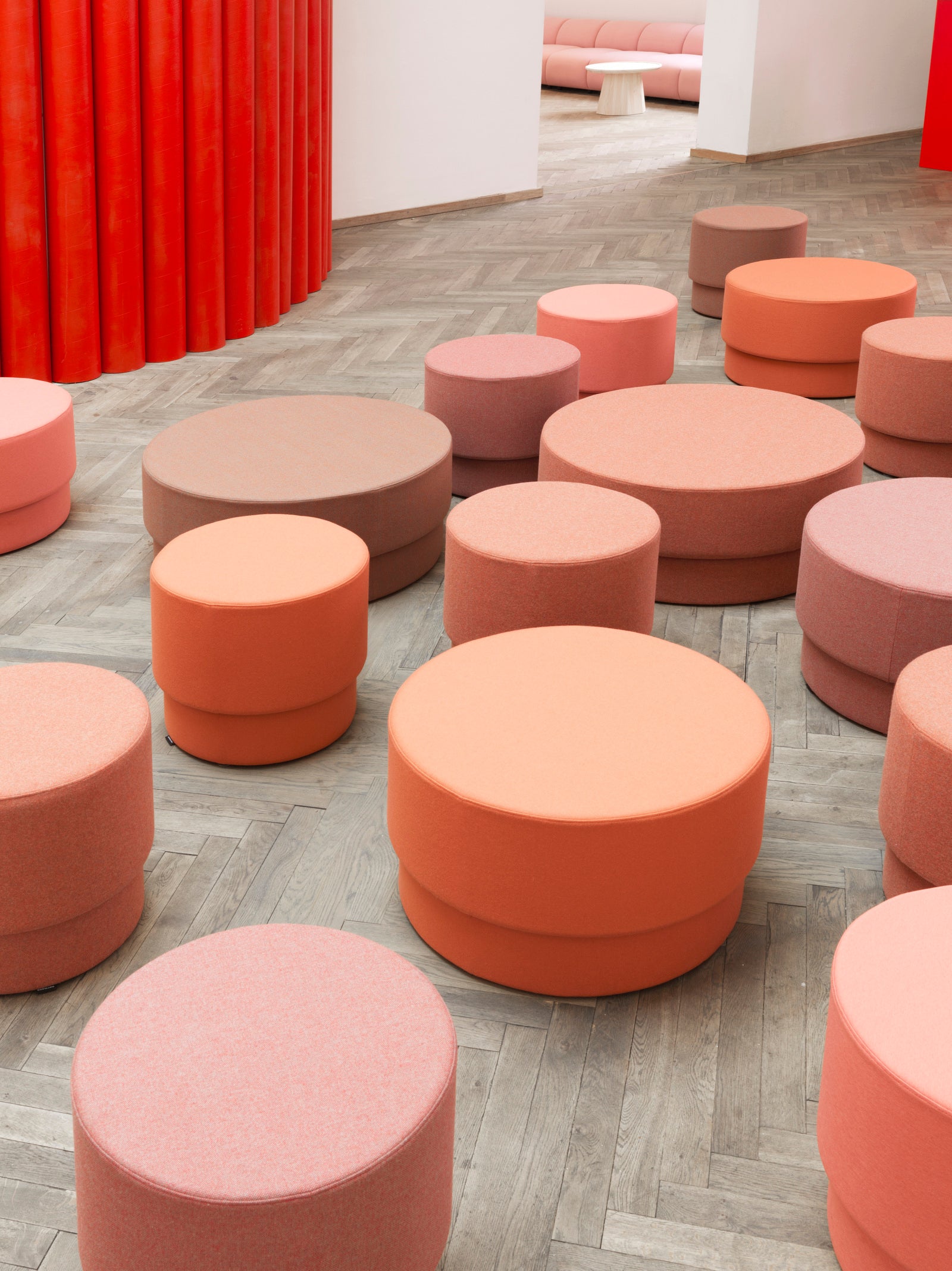 Polsterer Pouf