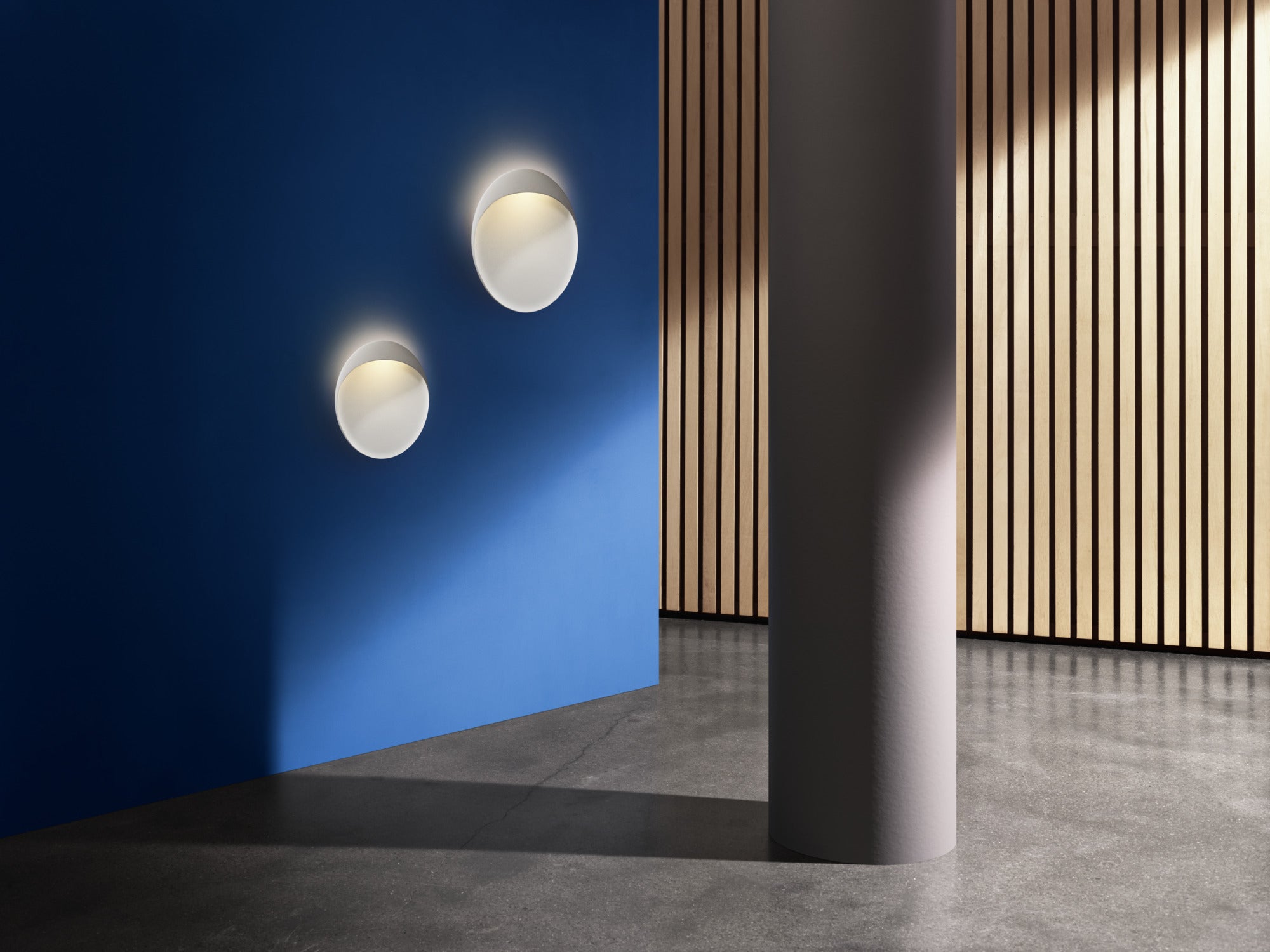 FLINDT aluminum wall lamp