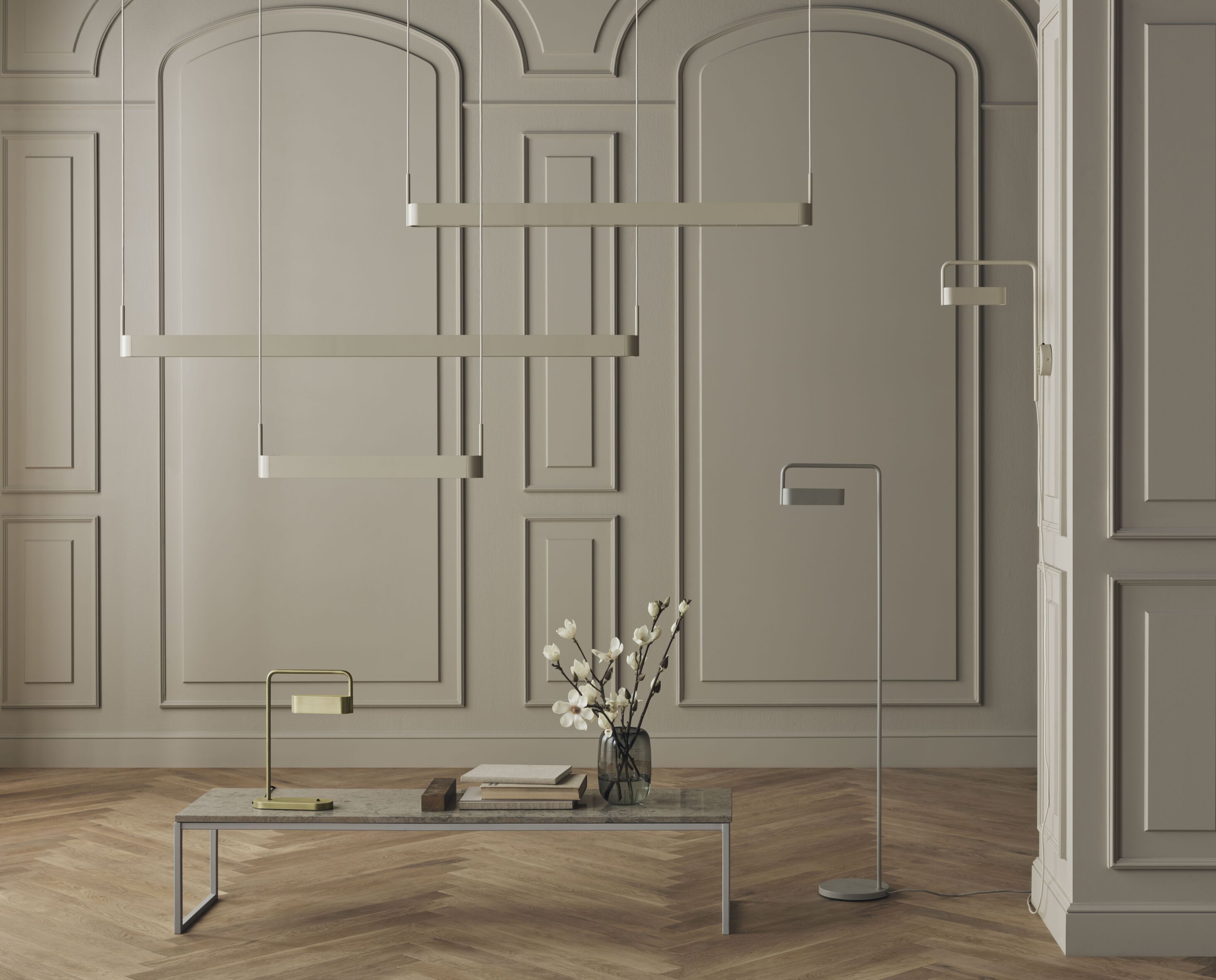 Stehlampe SCRIBE antikes Messing