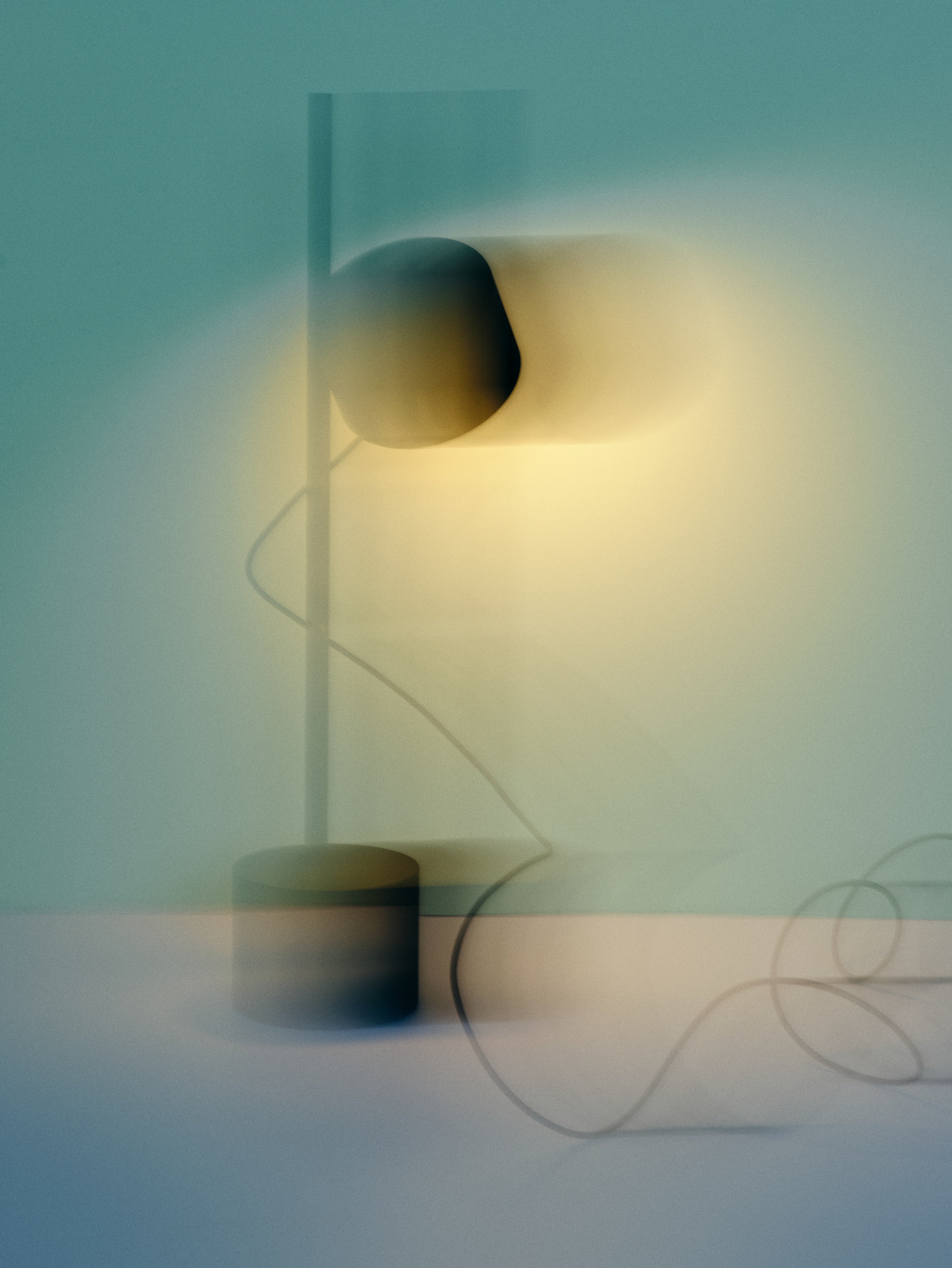 POST Table Lamp Black