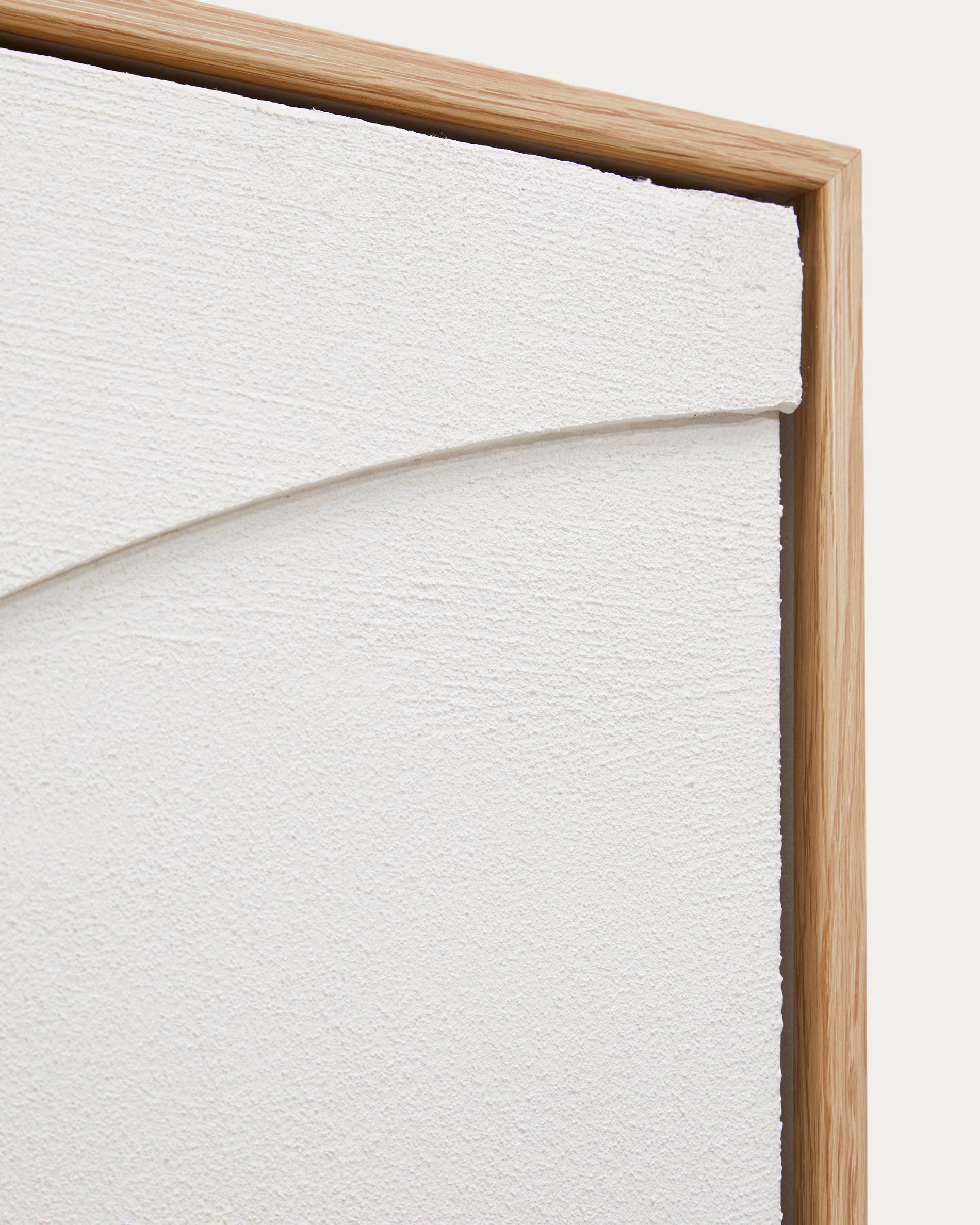 SEFRI Canvas Art in White with Round Shape