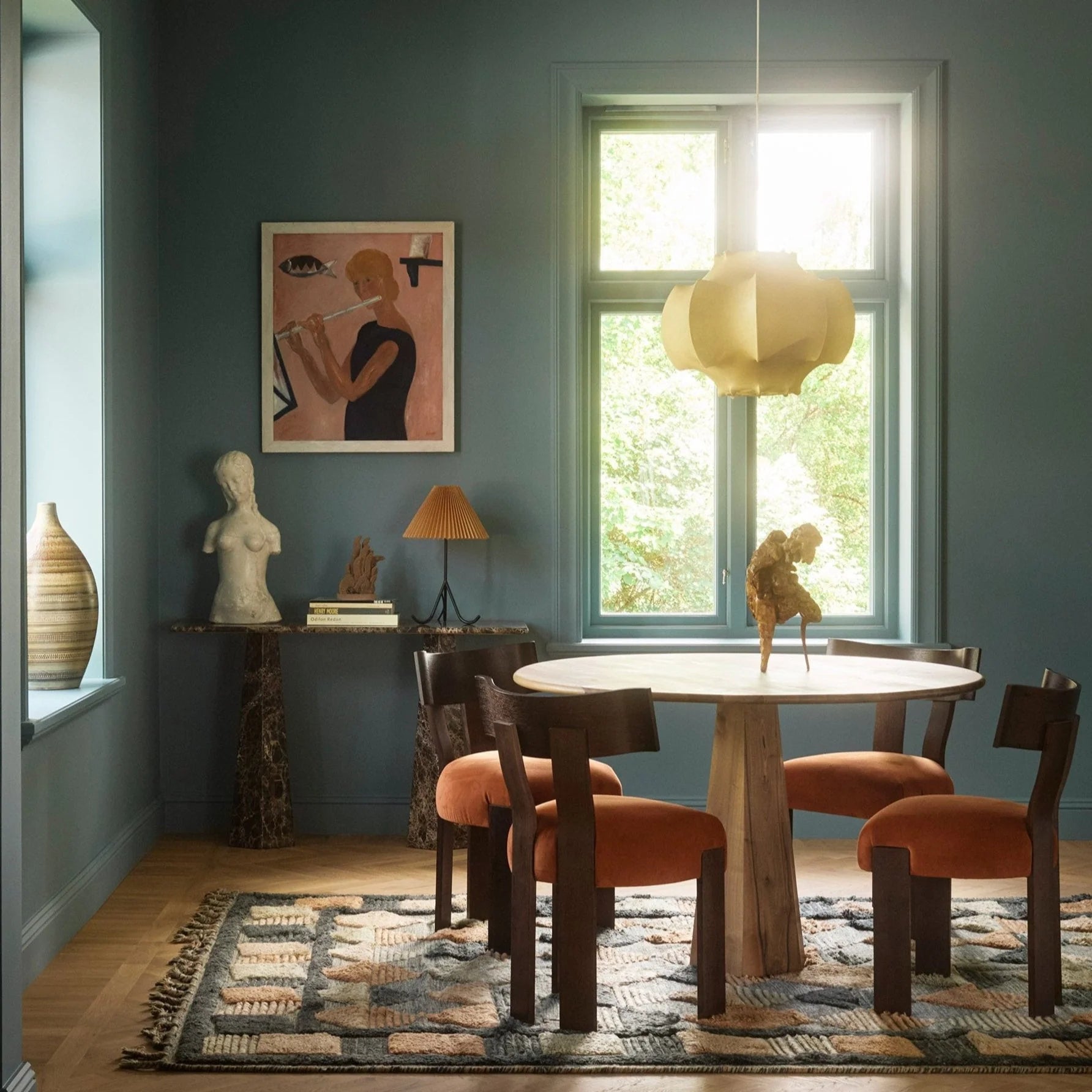 Stuhl ALBA orange mit dunklem Eichenfuß