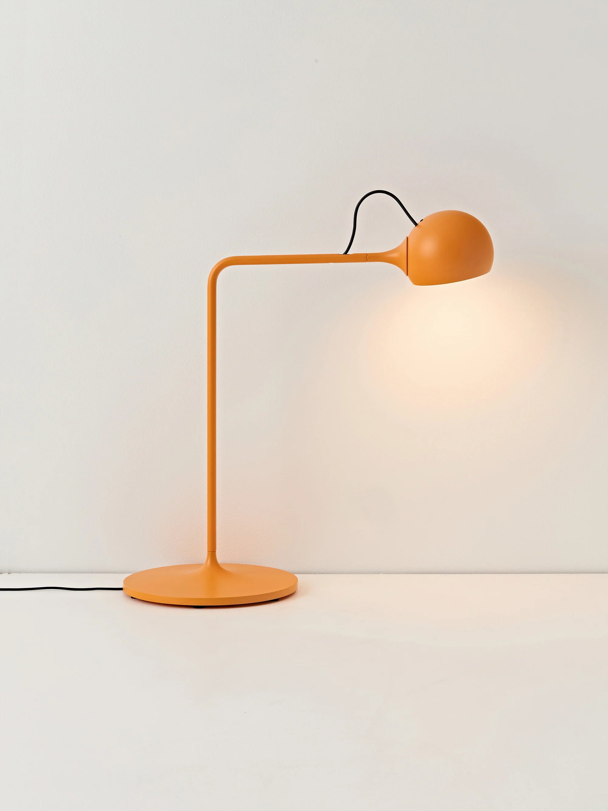 Verstellbare Schreibtischlampe IXA sonnengelb