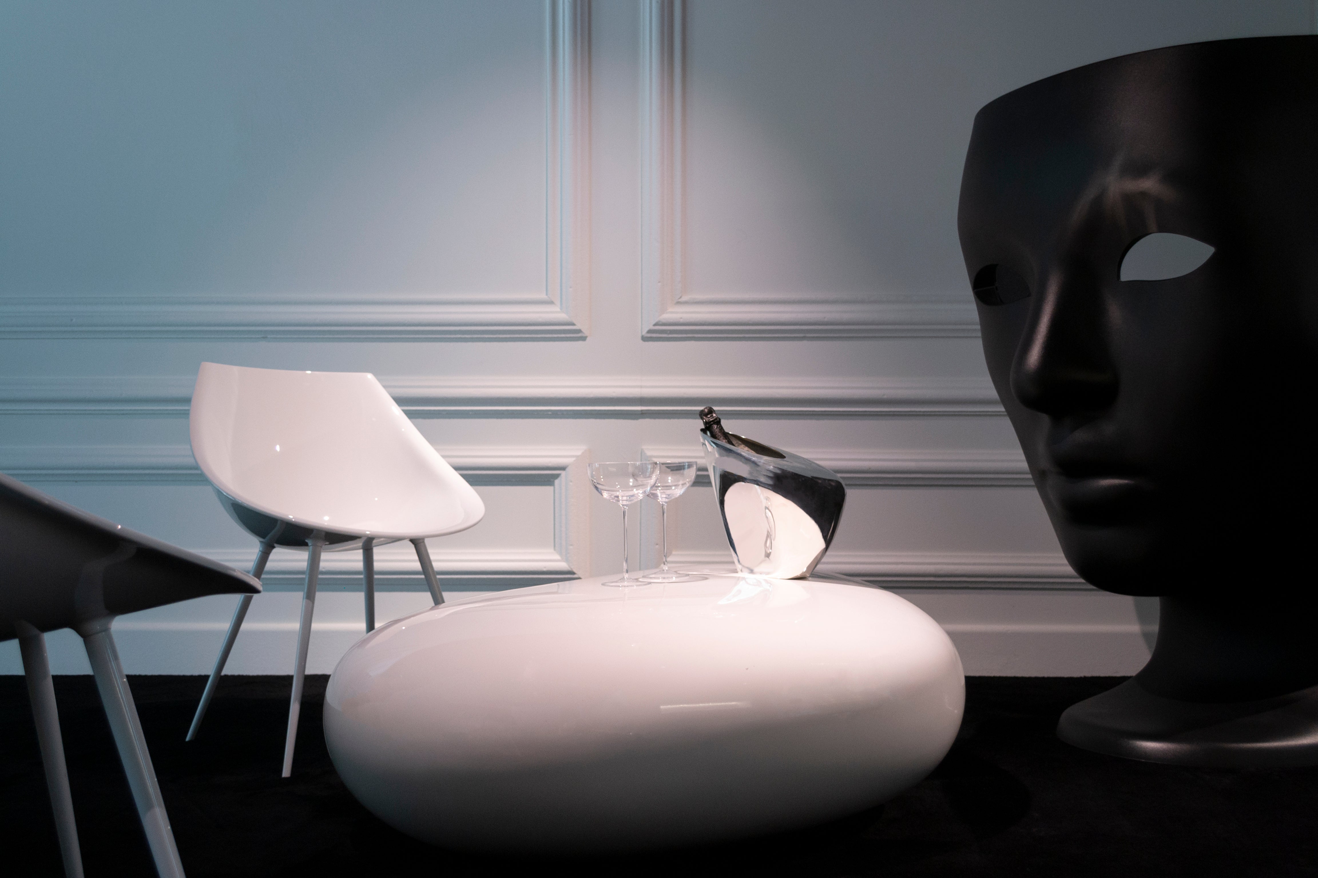 Nemo black armchair