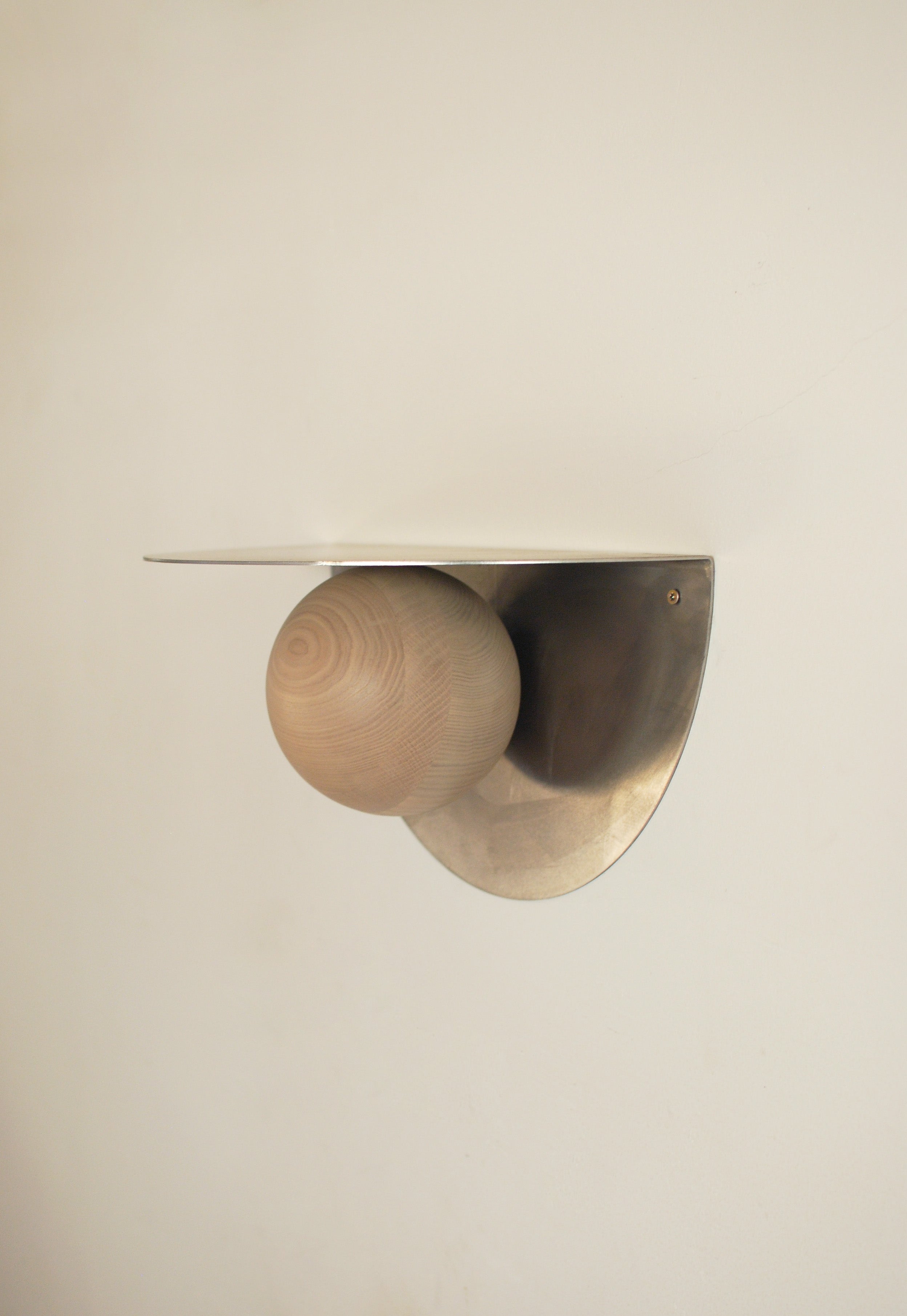 Wall shelf POP in steel and wood