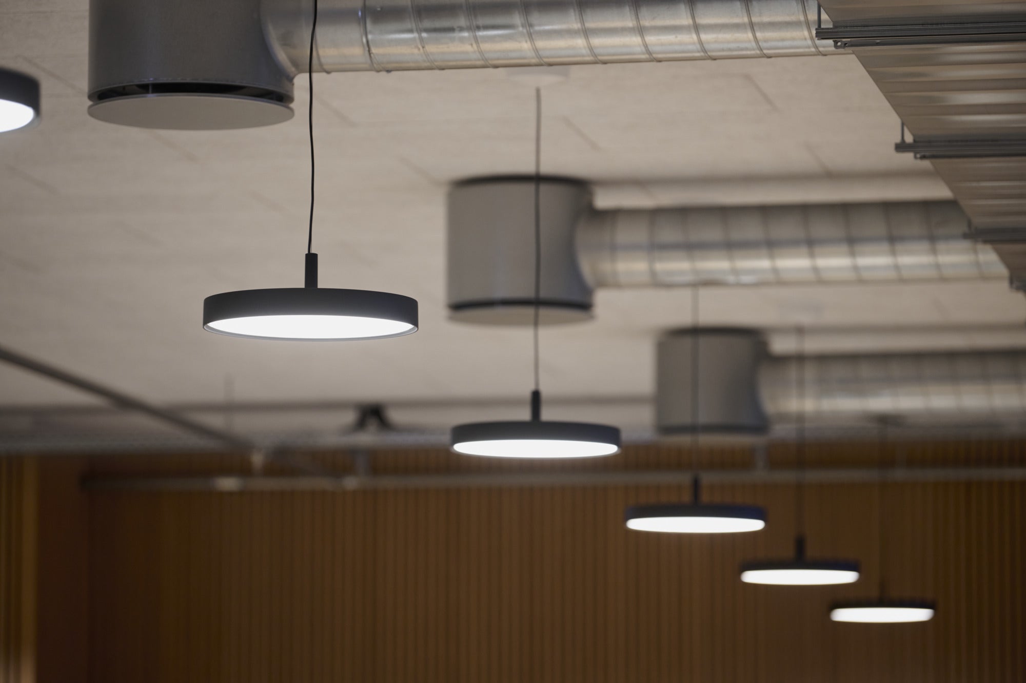 LP SLIM black pendant lamp