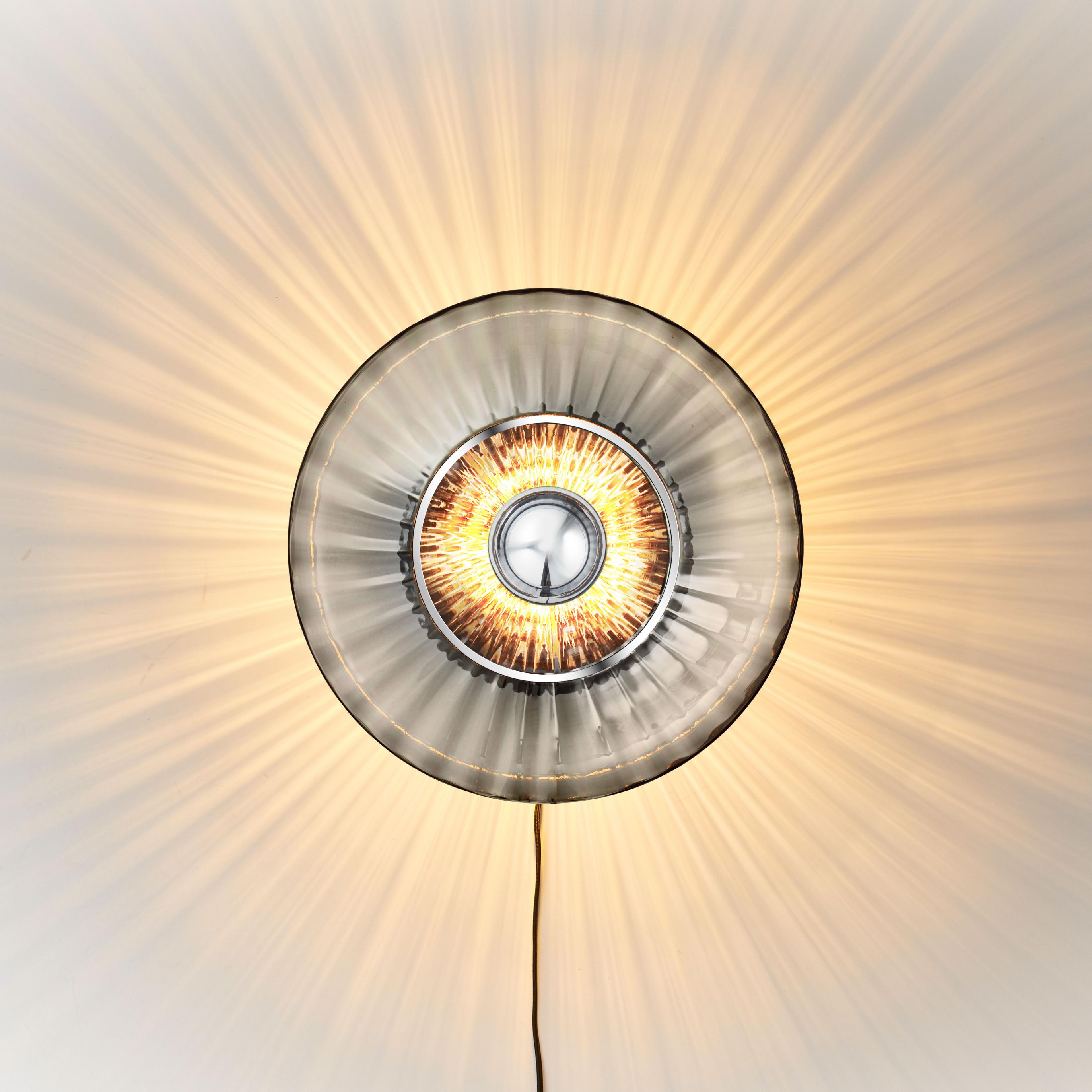 Wandleuchte NEW WAVE OPTIC mit dymionem Glas