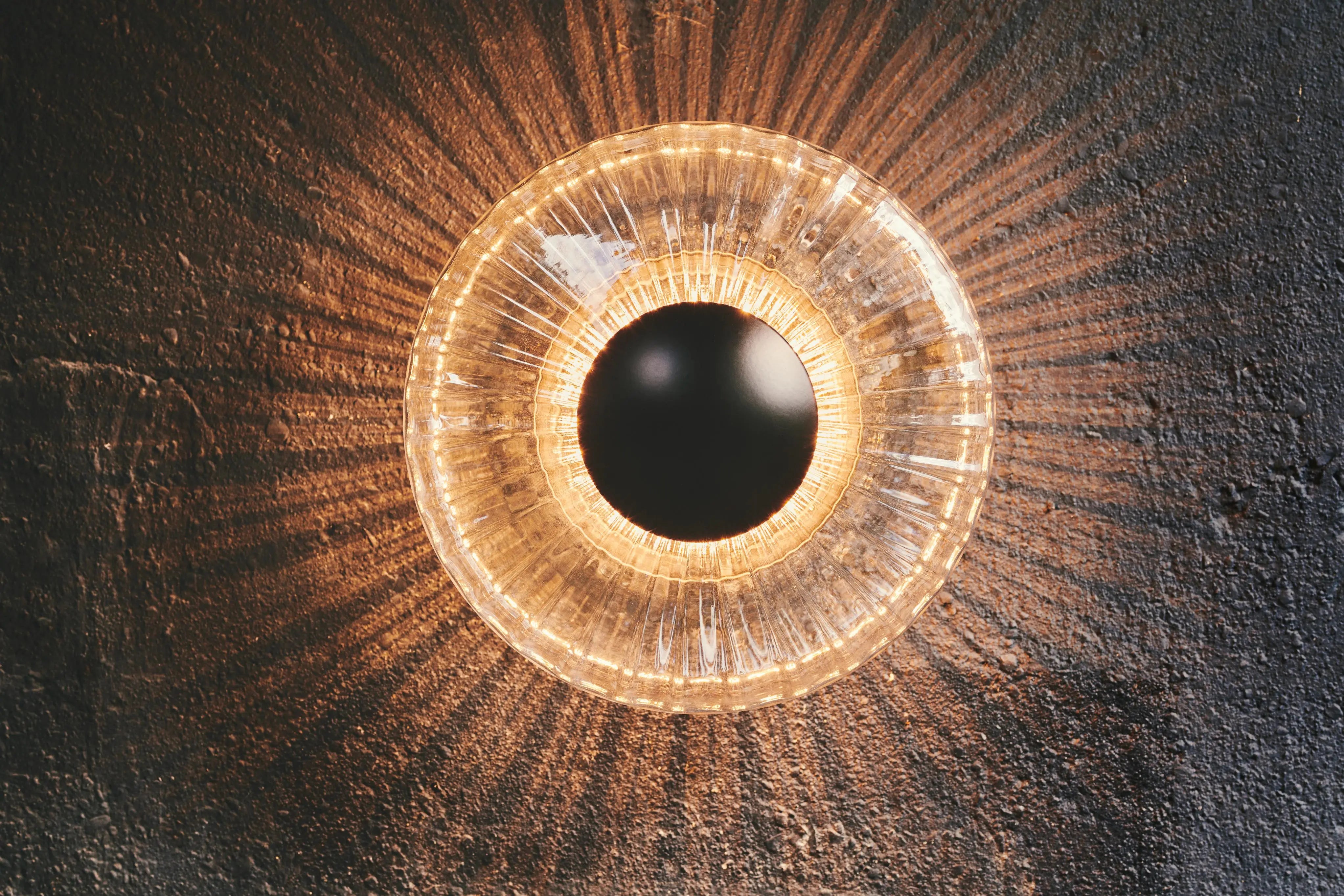 Kinkiet zewnętrzny NEW WAVE OPTIC transparentny z czarnym wykończeniem – lampa ścienna