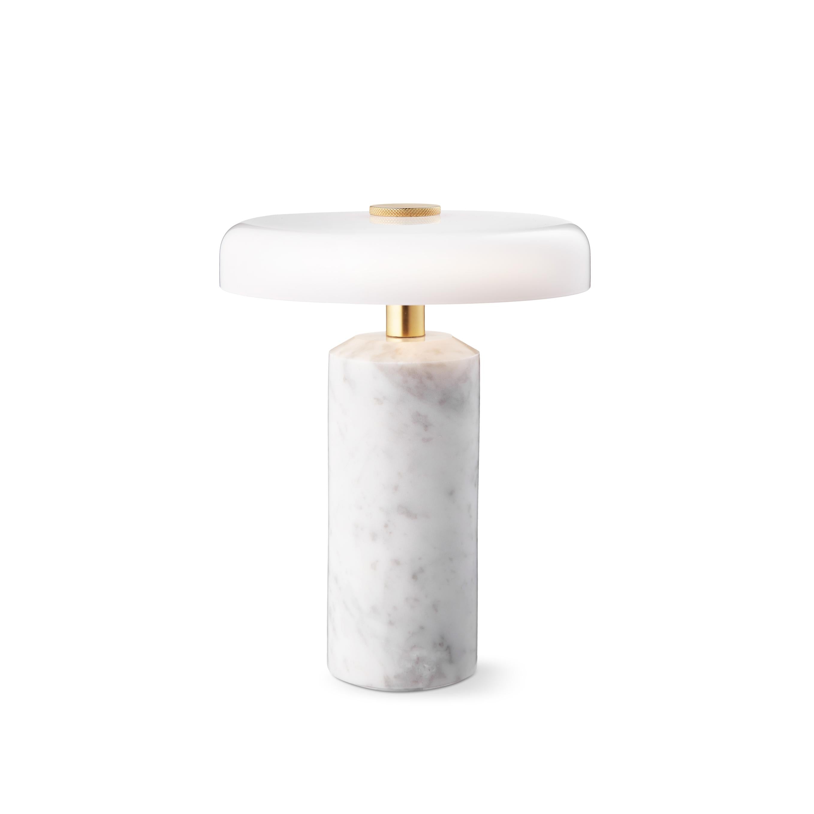 Tragbare Lampe TRIP weißer Marmor mit milchweißem Glas
