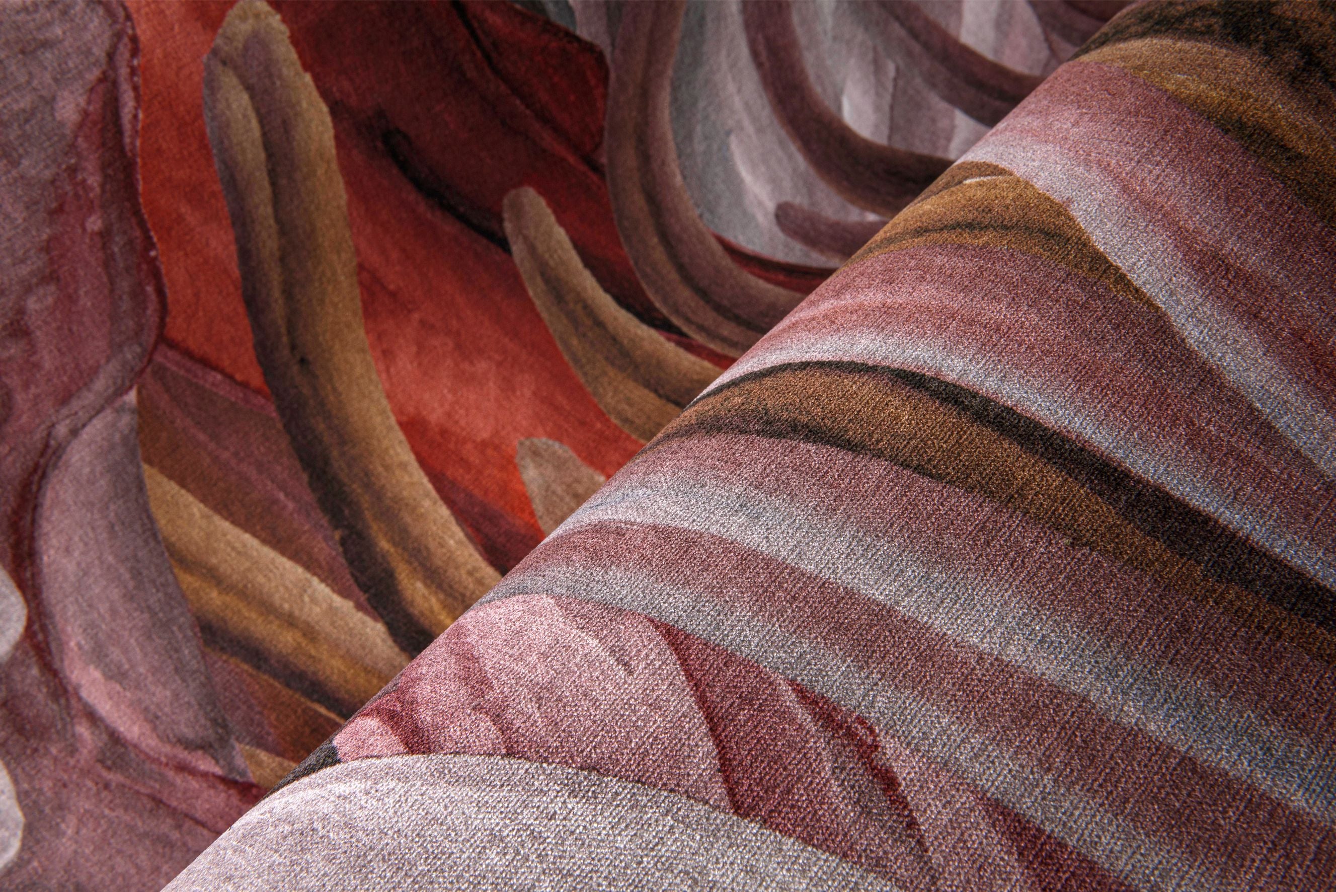 Textilwandbild SECRET SILHOUETTES bordeaux