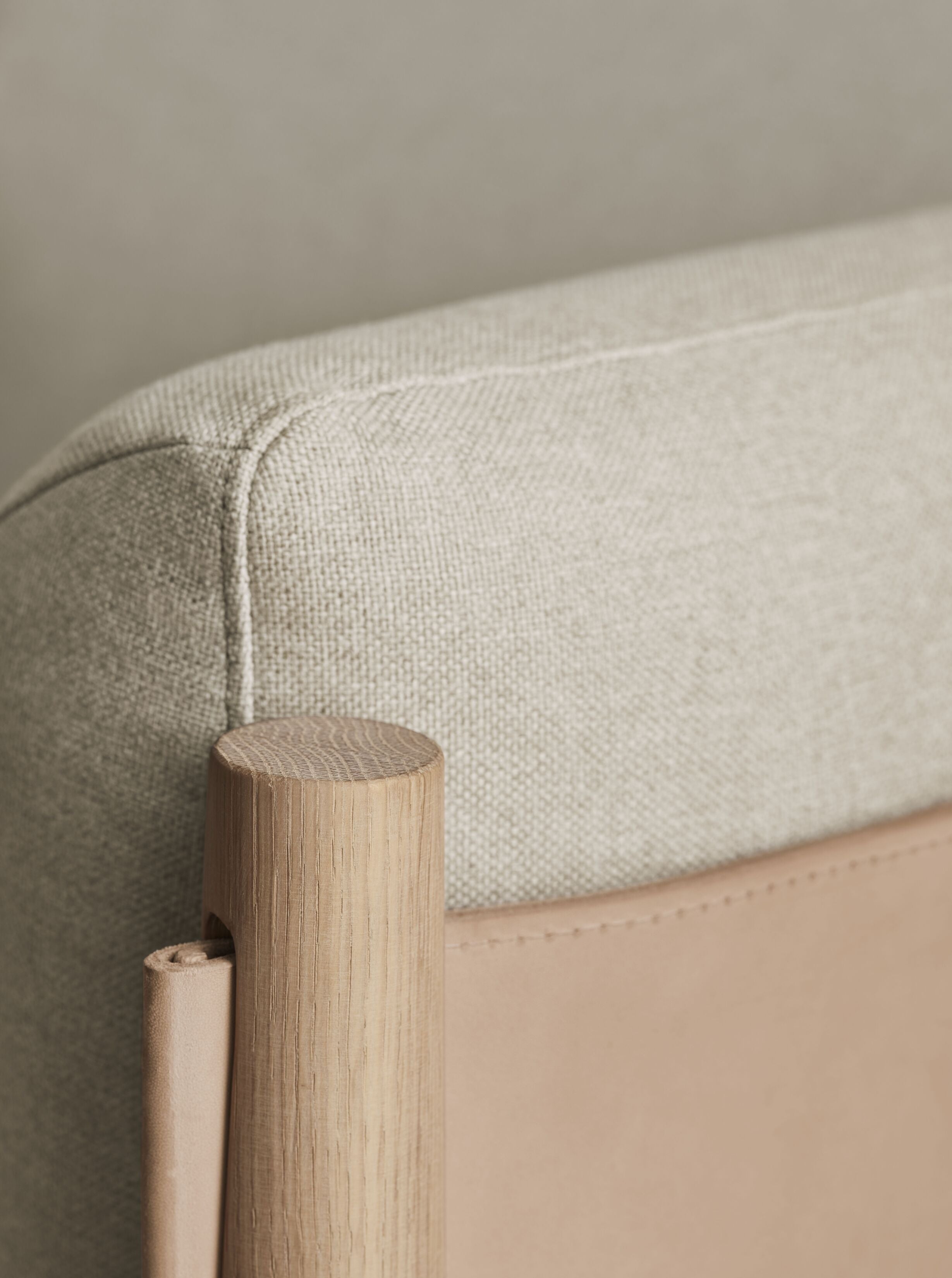 Tauch -Sessel natürliches Leder mit weißer Basis