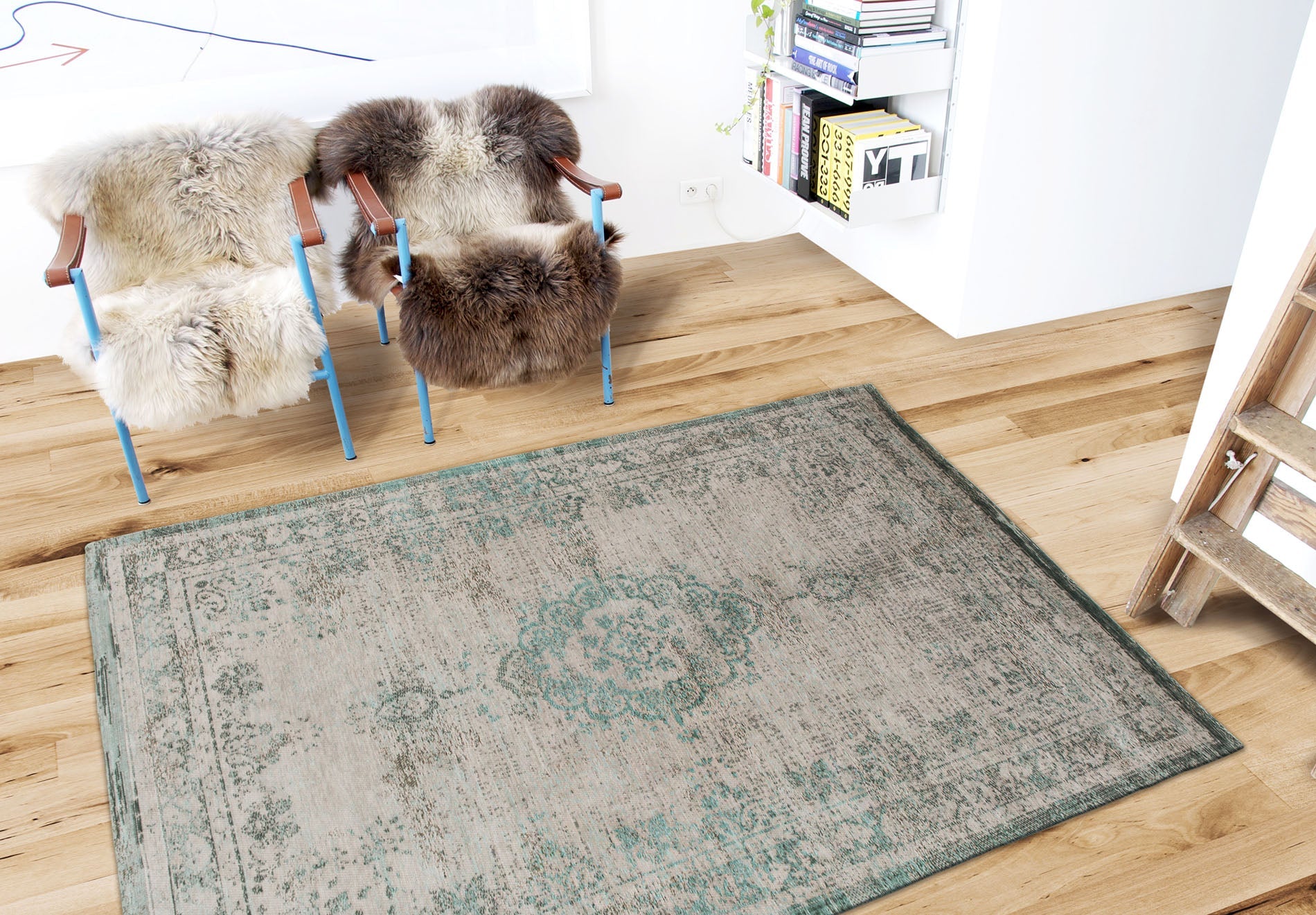 Green and beige oyster jade rug