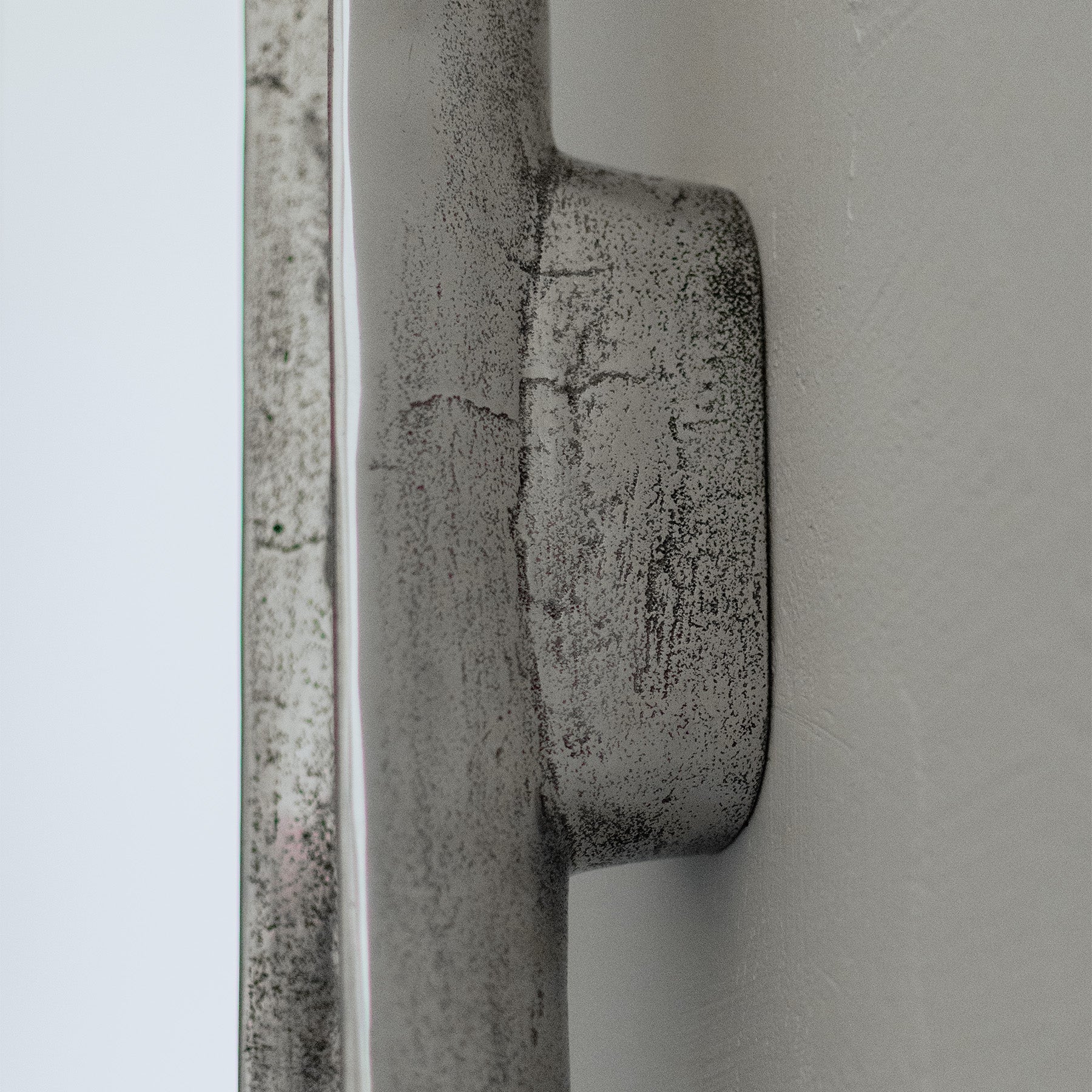 NURT Aluminum Wall Sconce