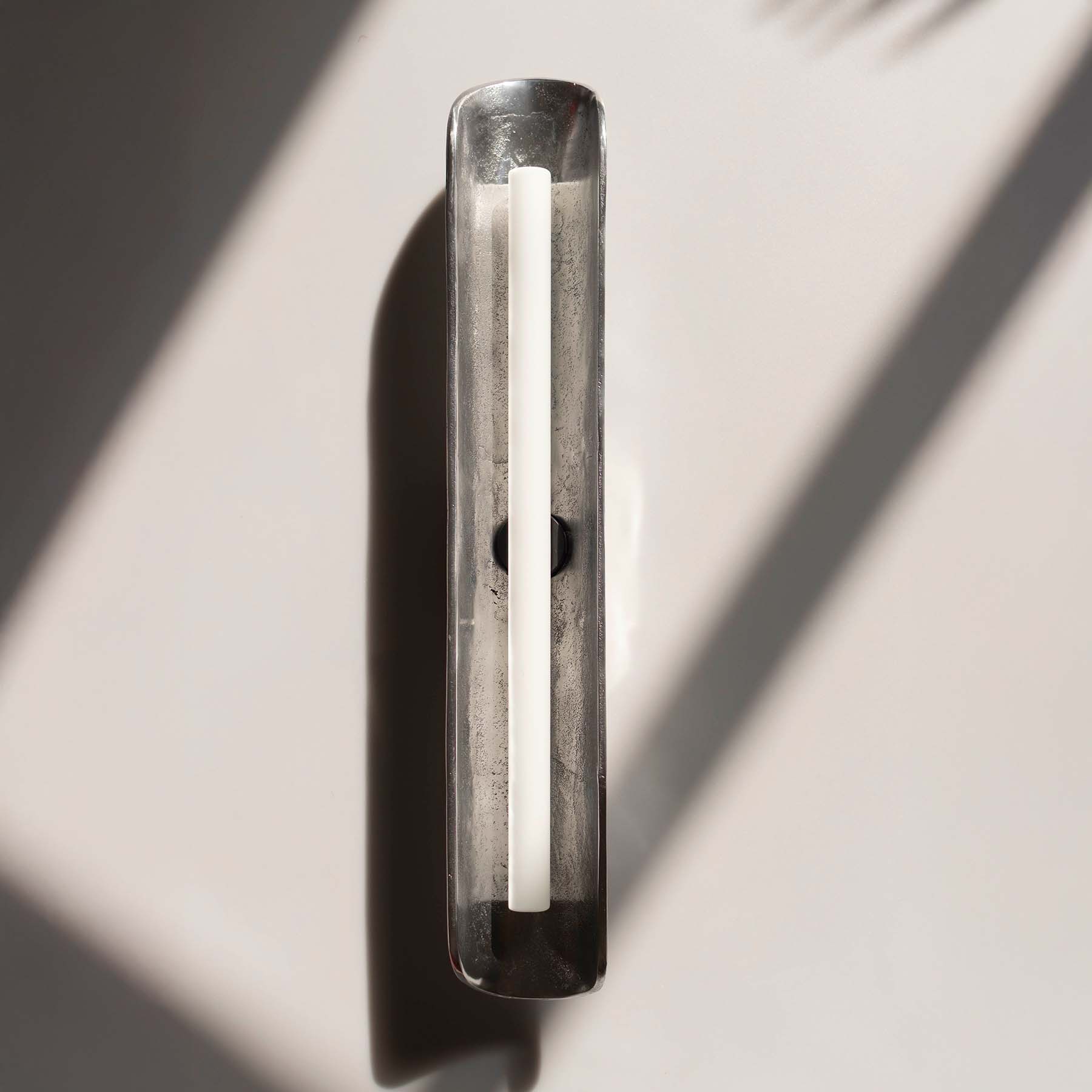 NURT Aluminum Wall Sconce