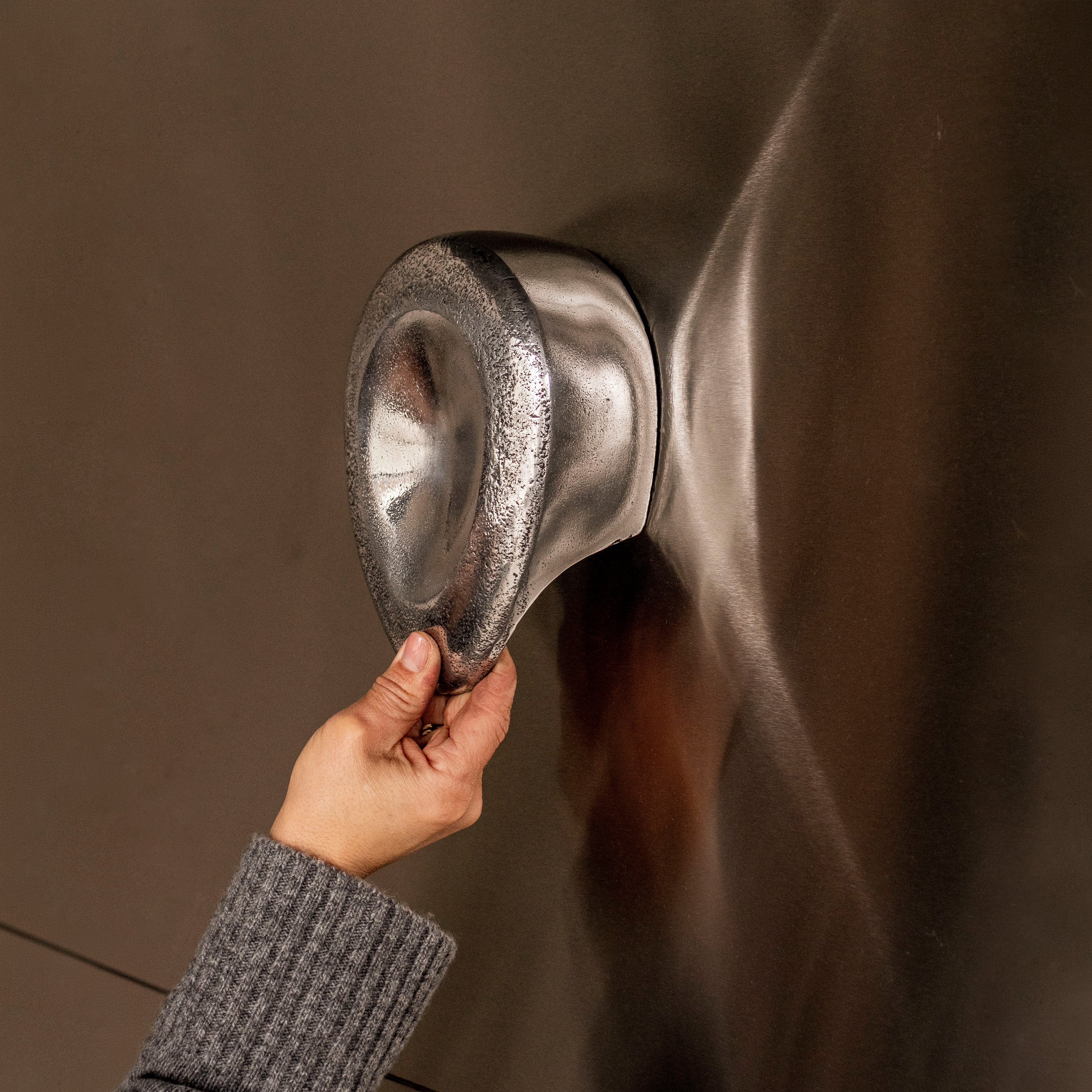 DEIMOS Aluminum Wall Sconce