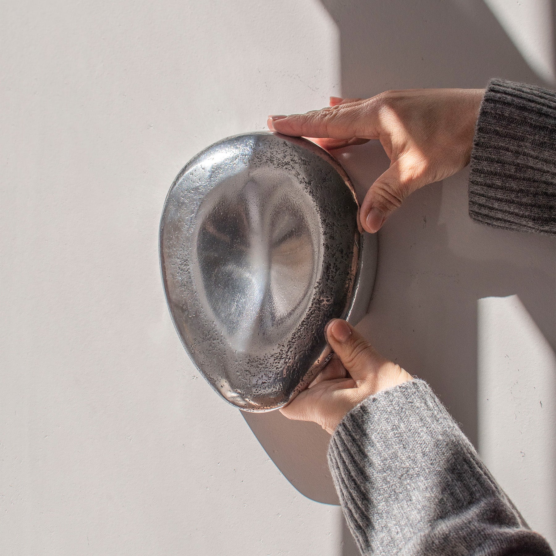 DEIMOS Aluminum Wall Sconce