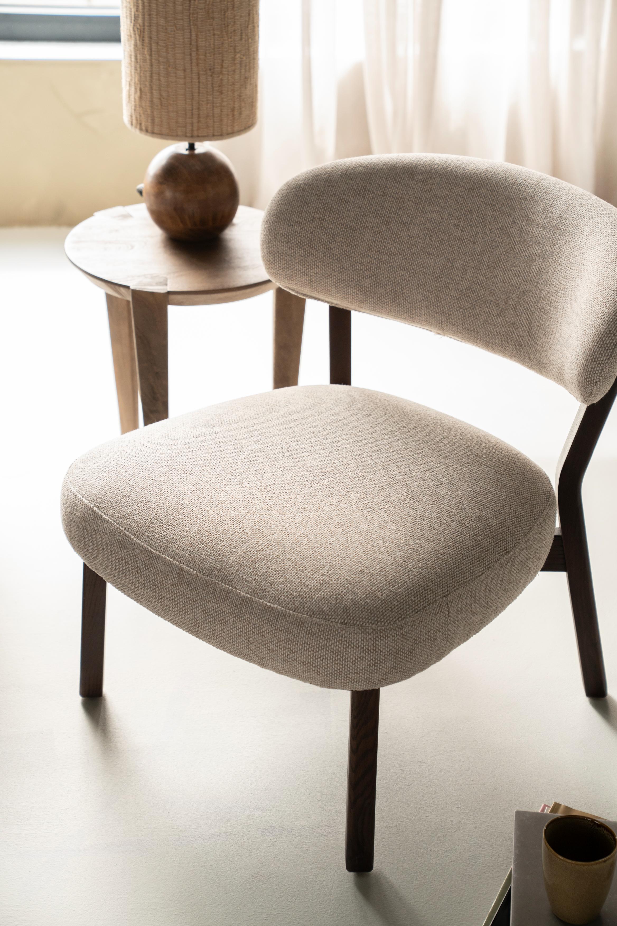 MIKKY Beige Armchair with Dark Wooden Base