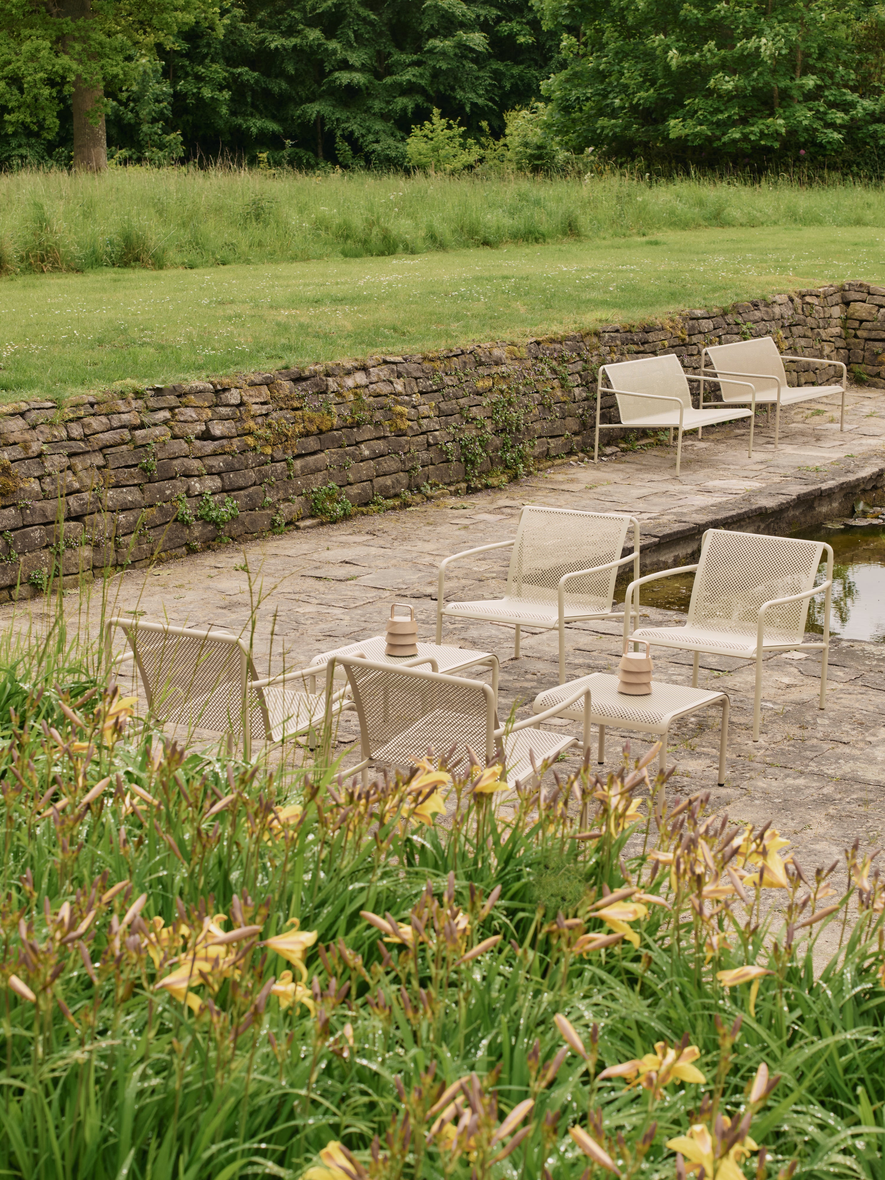 DAPPLE Beige Outdoor Coffee Table