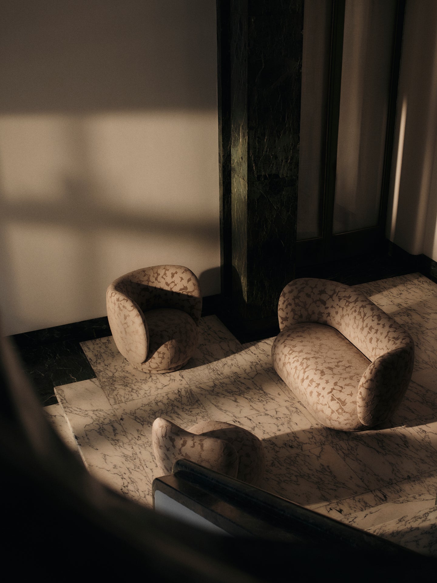 RICO PICCOLO LOUNGE Chair Cilla taupe