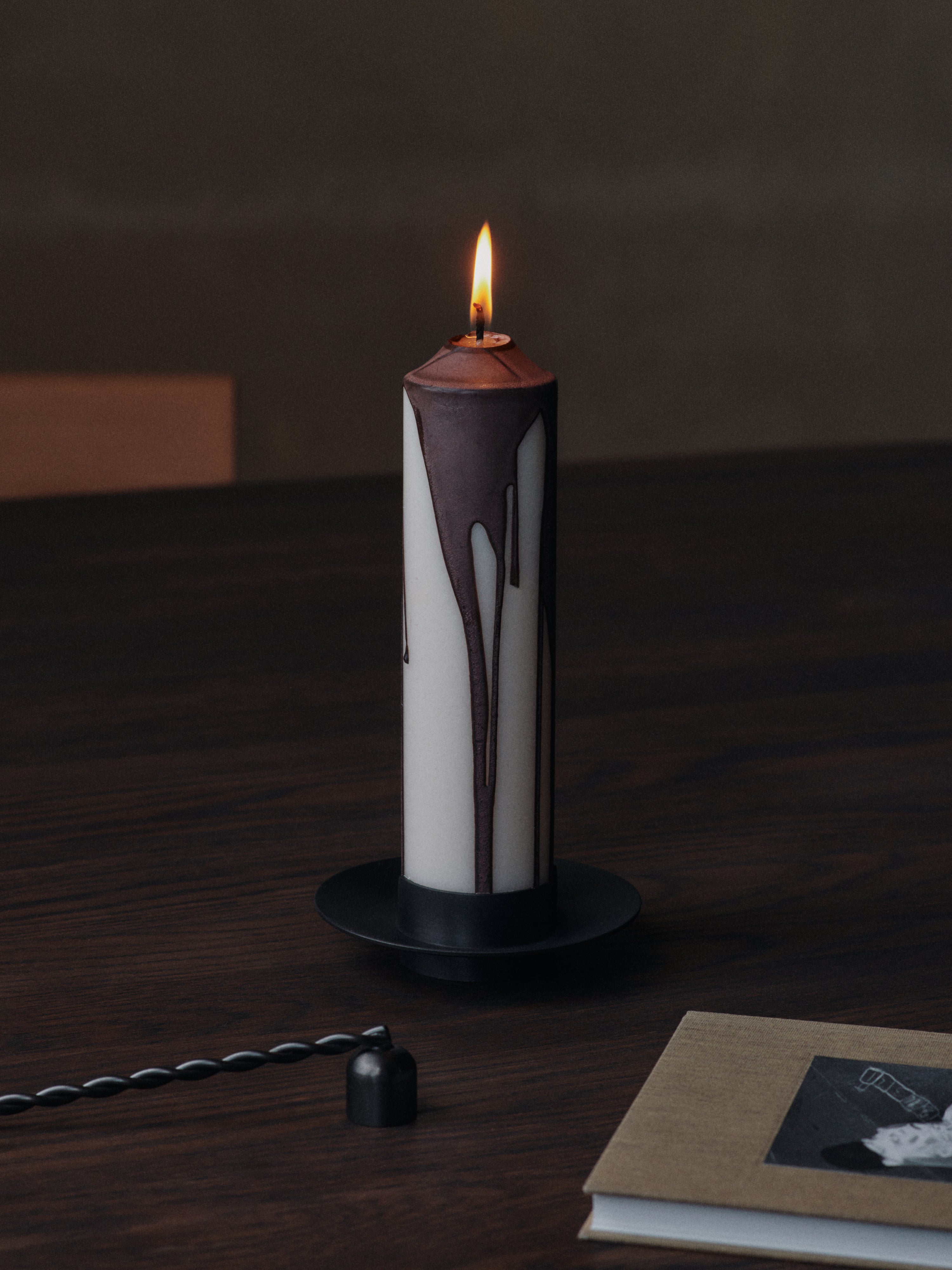 DRYP Candle Beige with Brown