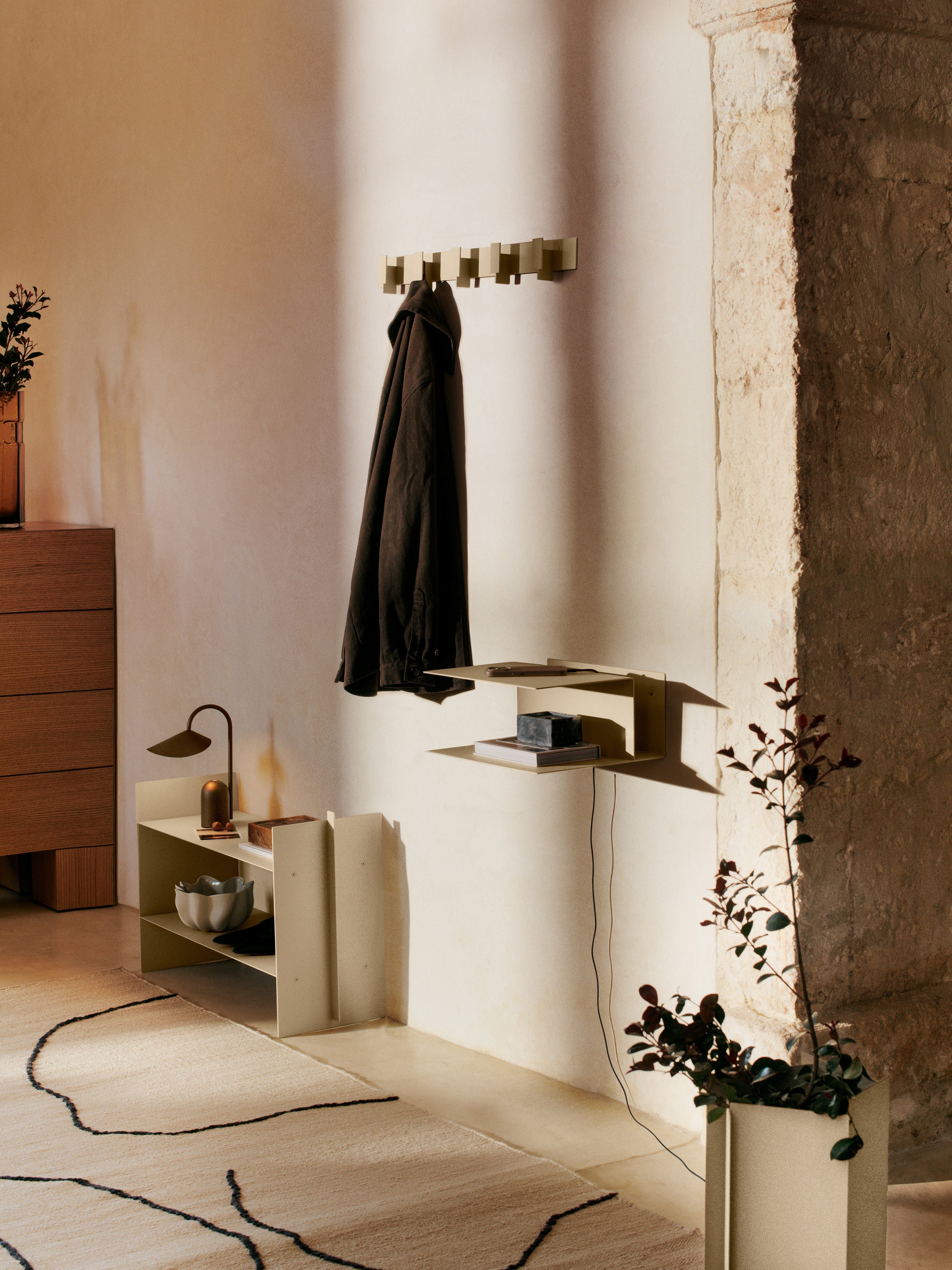 Wandgarderobe LAGER beige