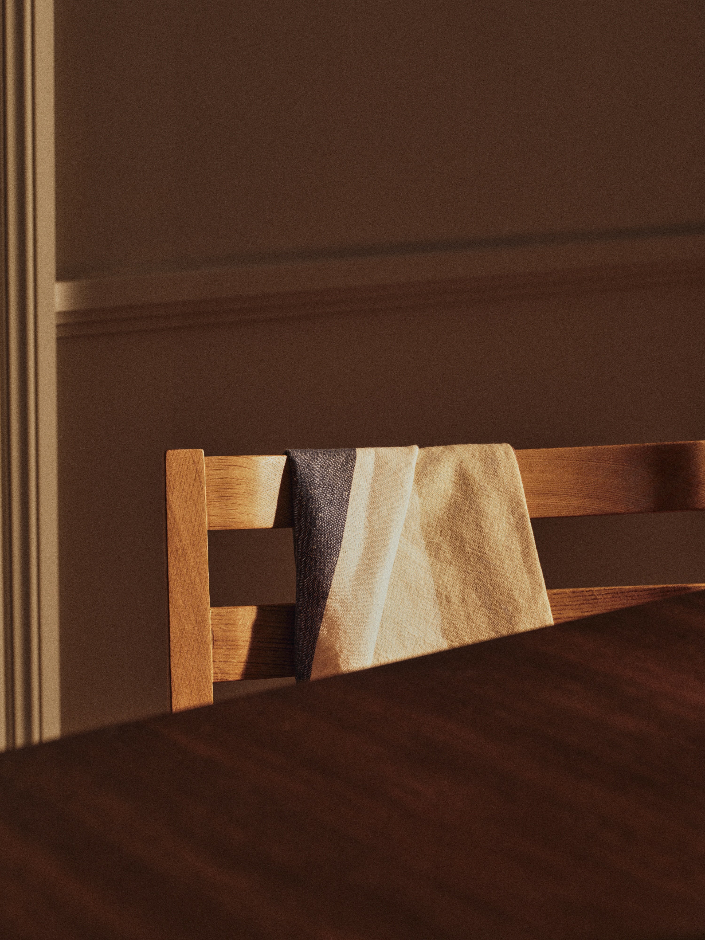 Hale Tablecloth in Beige with Coffee and Indigo
