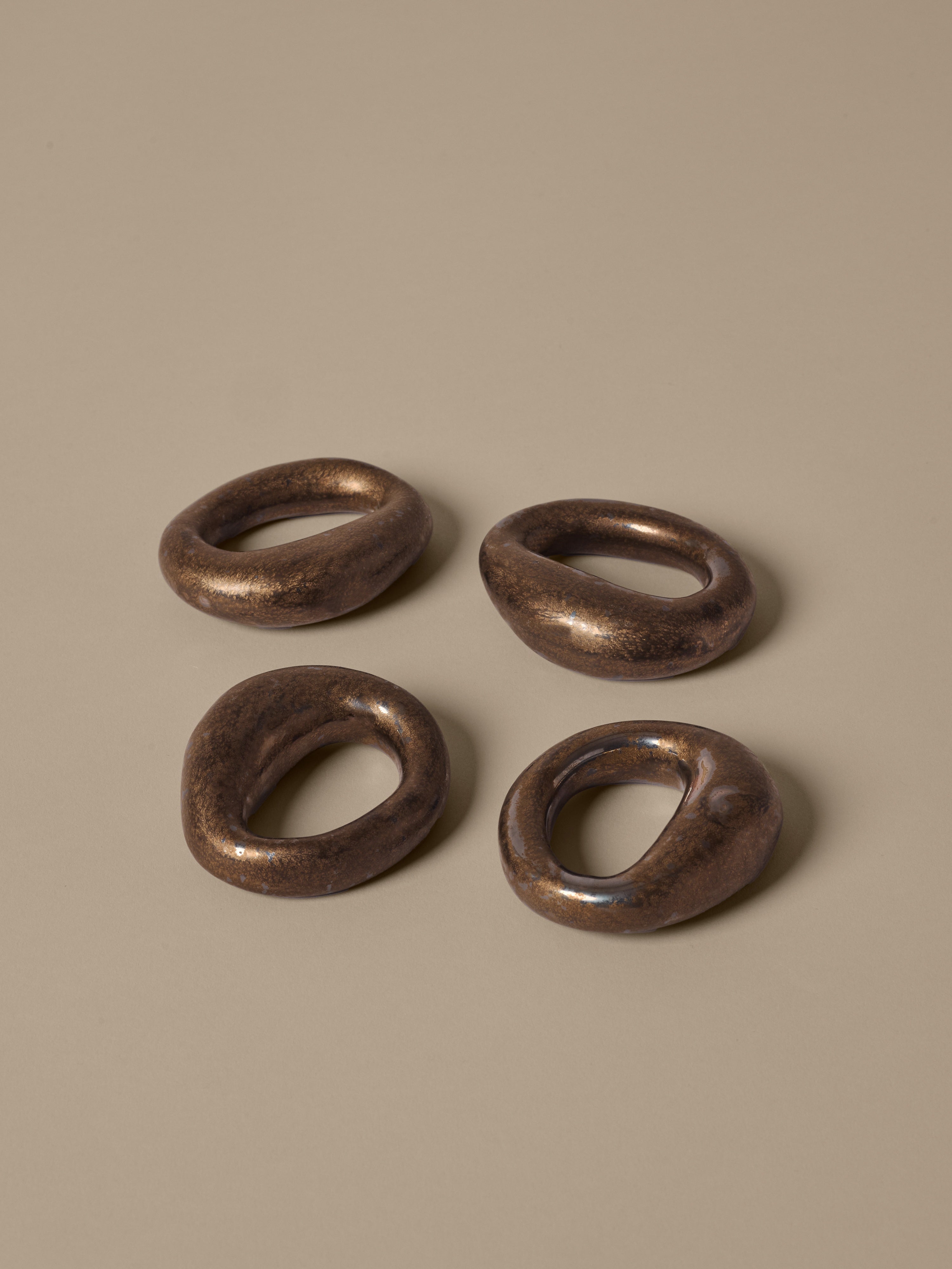 ORRITH Brown Napkin Ring Set