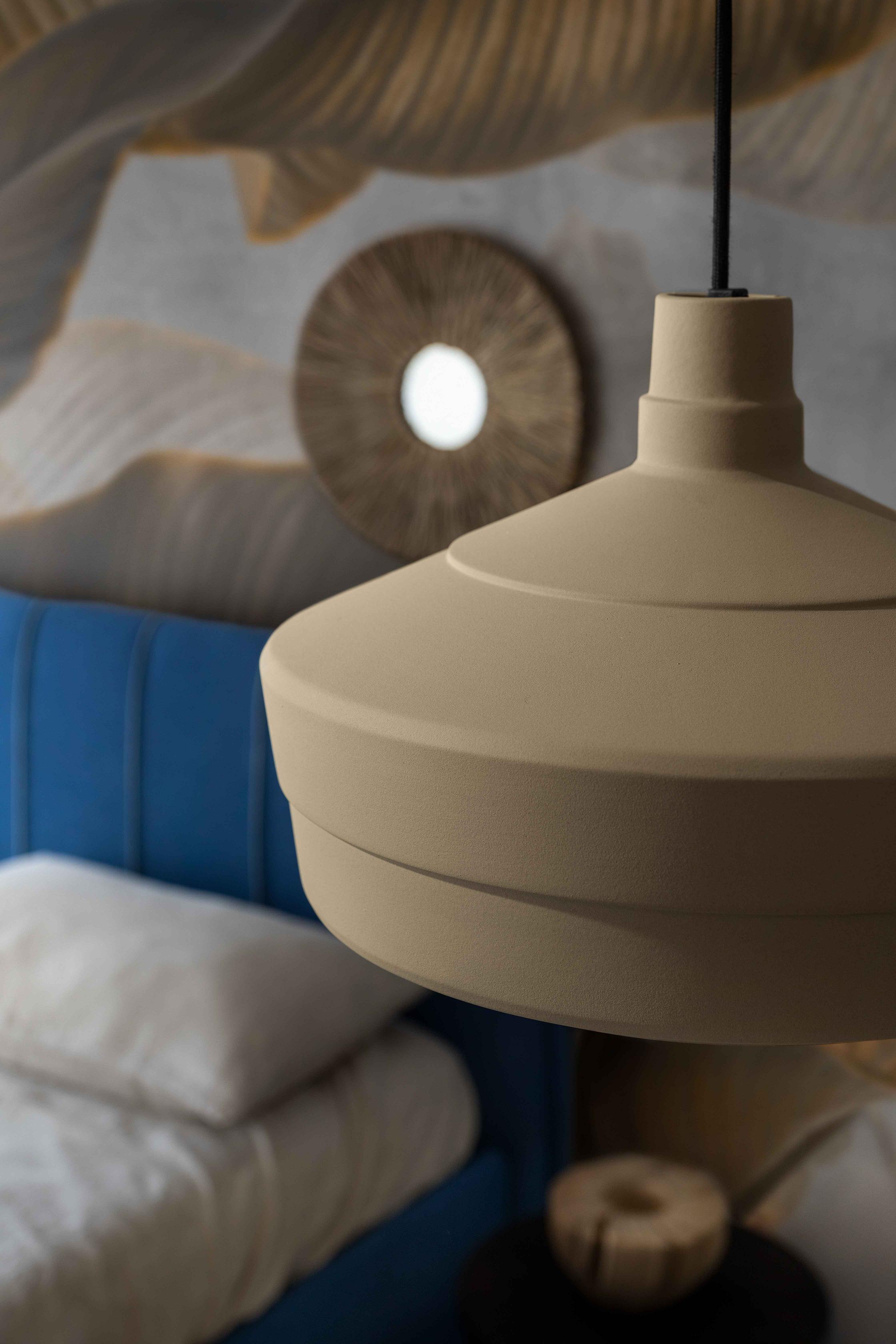 Keramik-Pendelleuchte CHURUATA beige