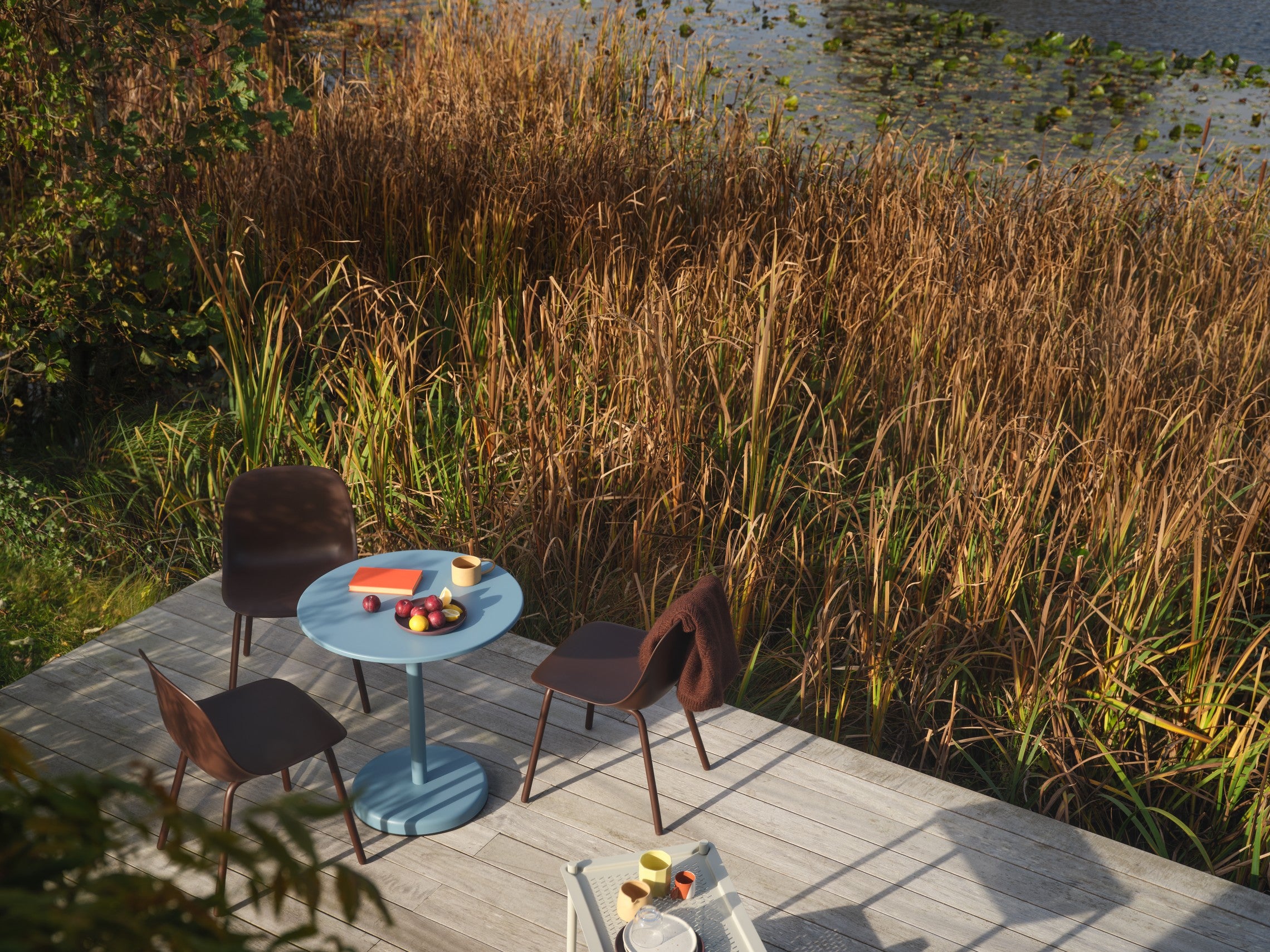 Round outdoor bar table LINEAR blue steel