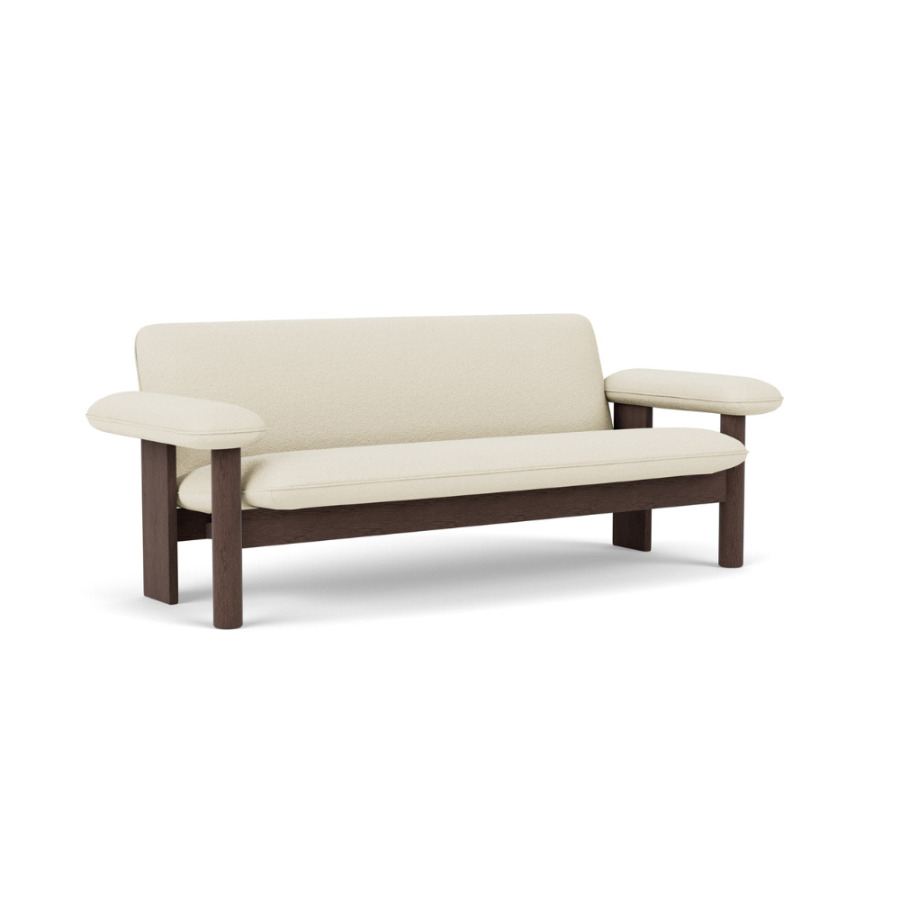 Sofa BRASILIA kremowy z ciemną dębową podstawą