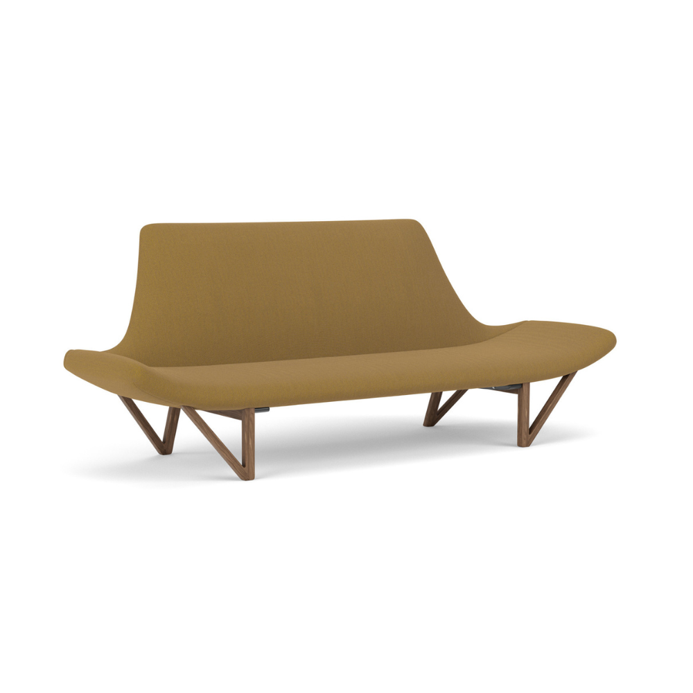 Sofa PAGODE musztardowy z orzechową podstawą