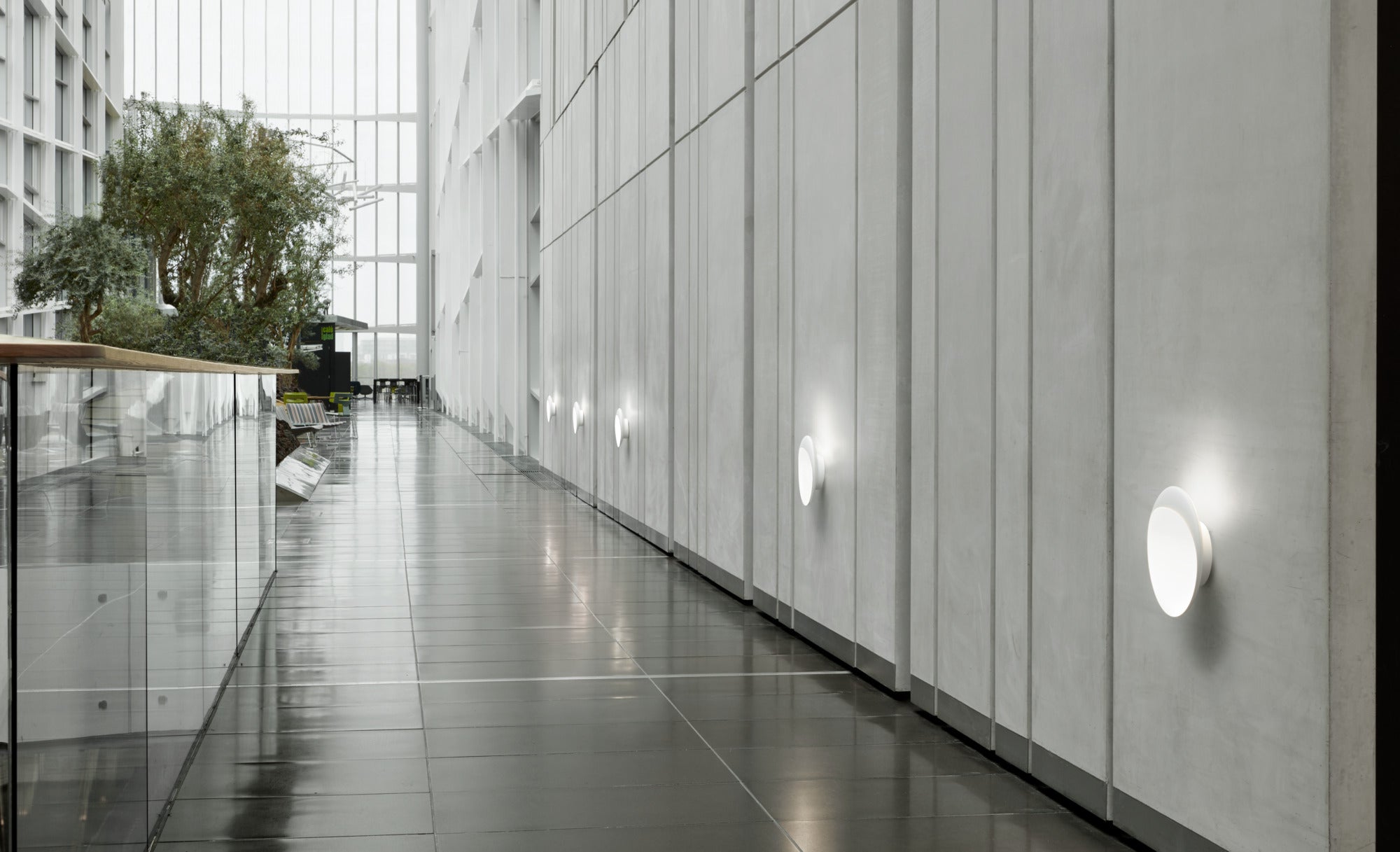 FLINDT aluminum wall lamp