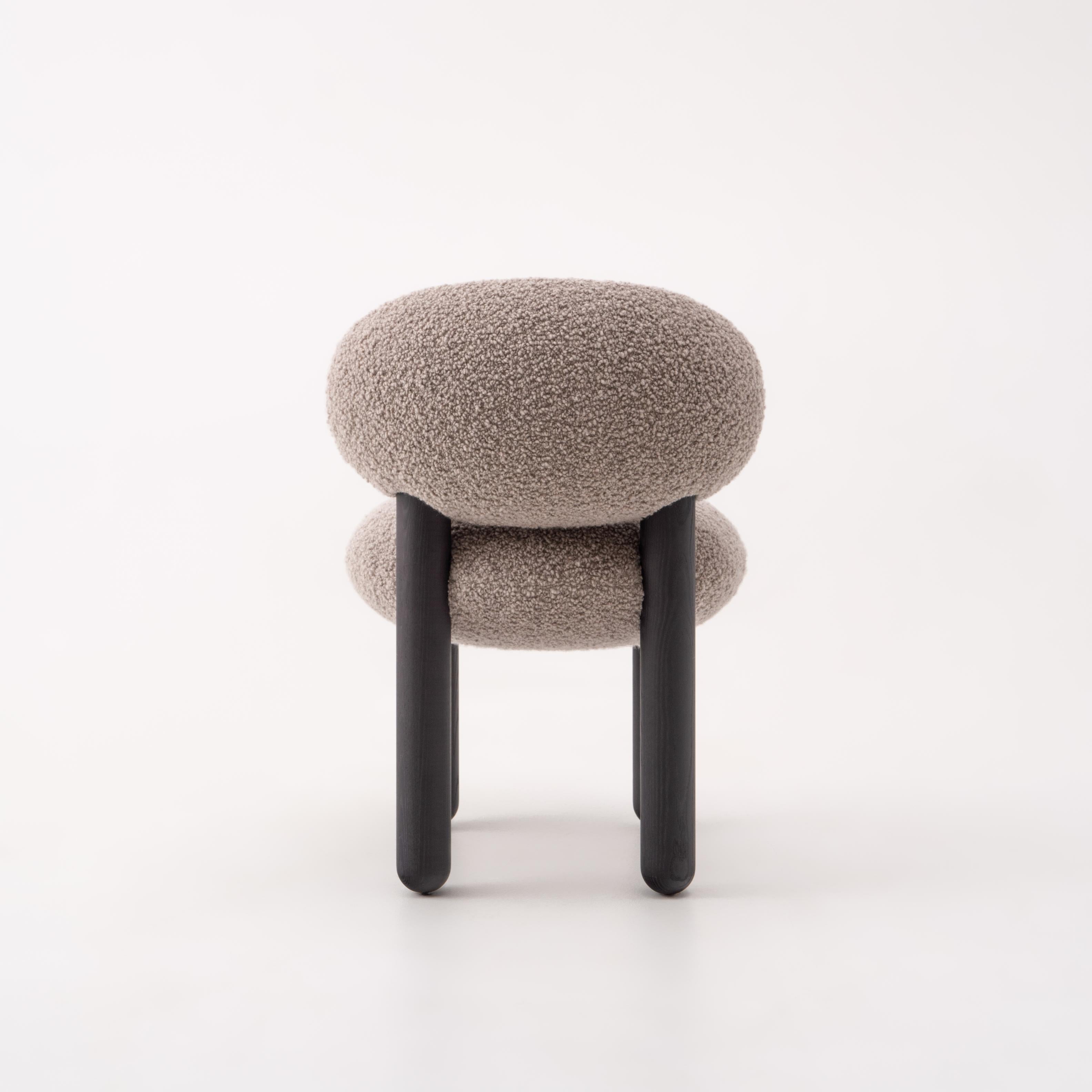FLOCK CS2 upholstered chair with wooden base