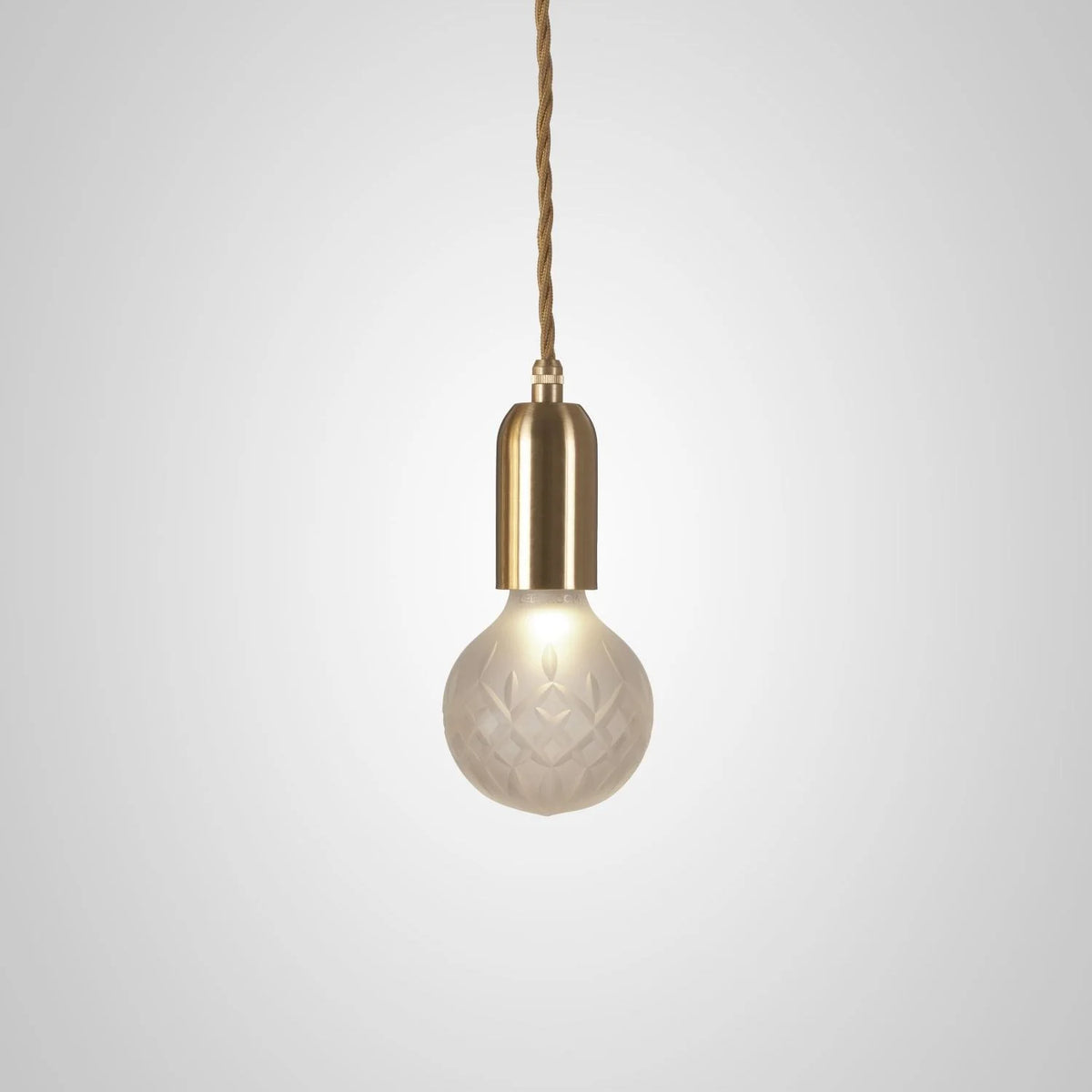 CRYSTAL BULB pendant lamp with matte crystal glass and brass finish.