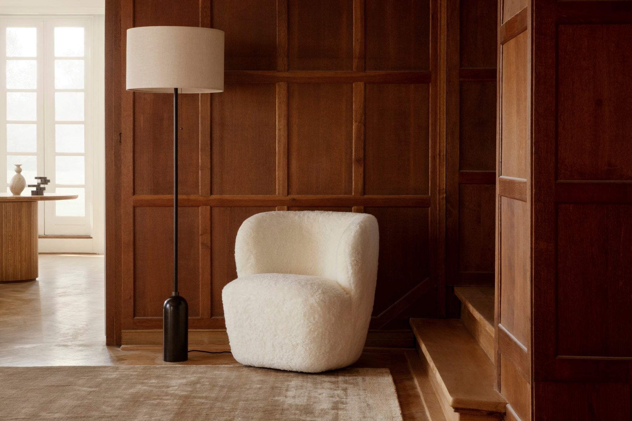 GRAVITY floor lamp white marble