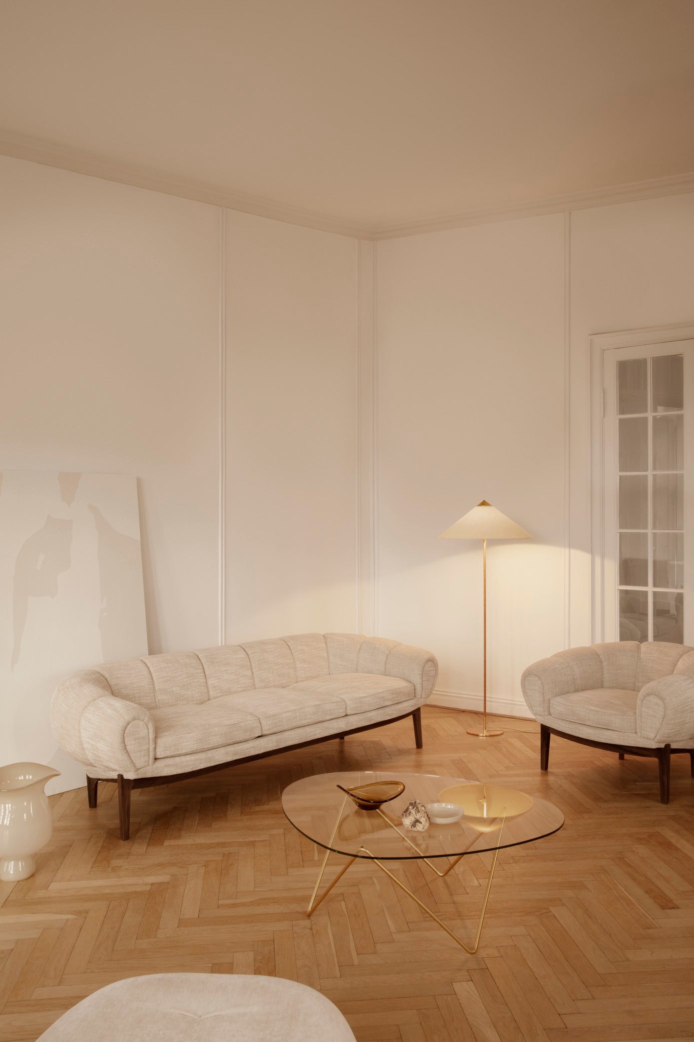 3-seater Sofa CROISSANT upholstered in leather with a walnut base
