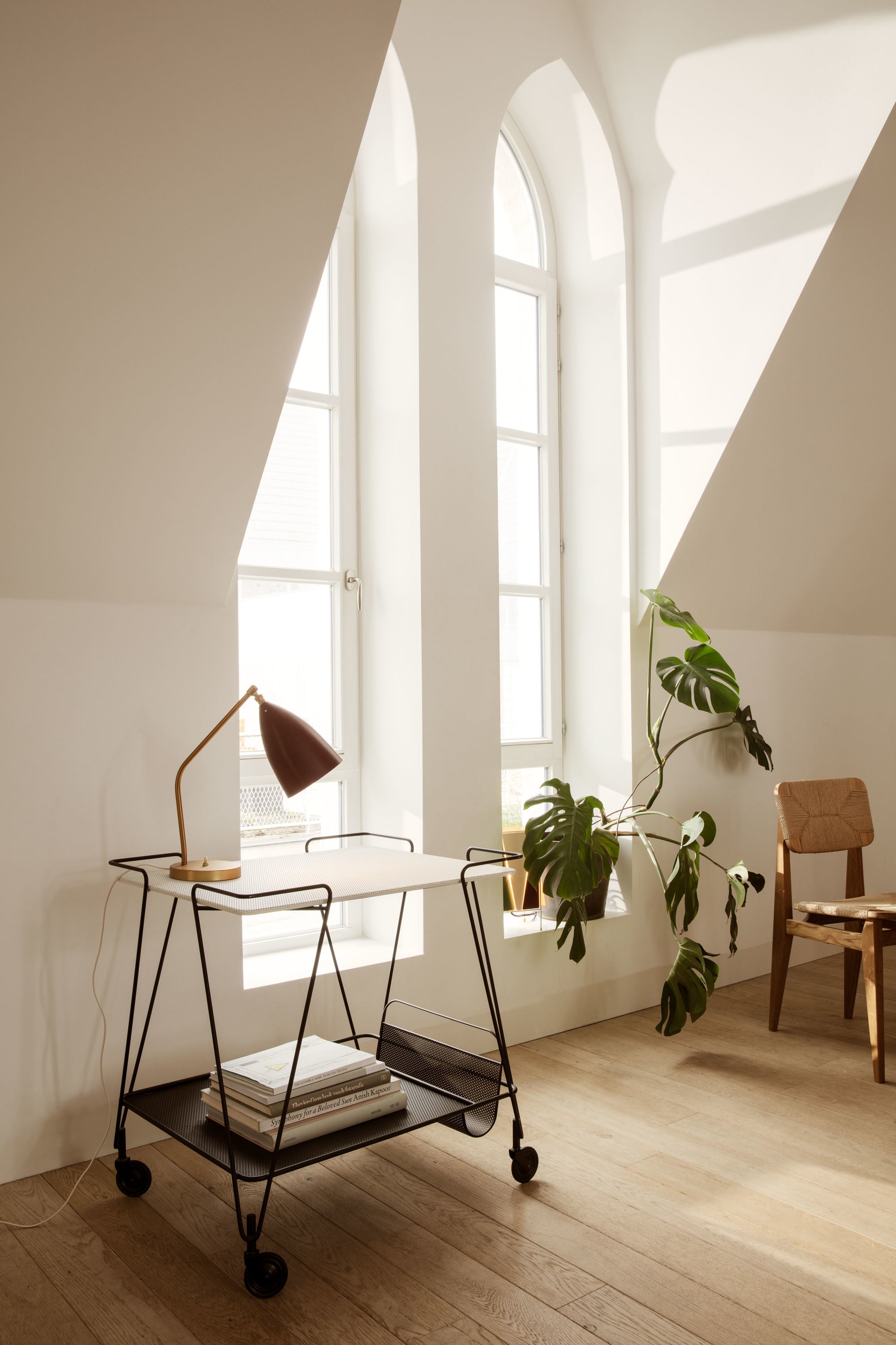 GRÄSHOPPA table lamp black shade with gold base