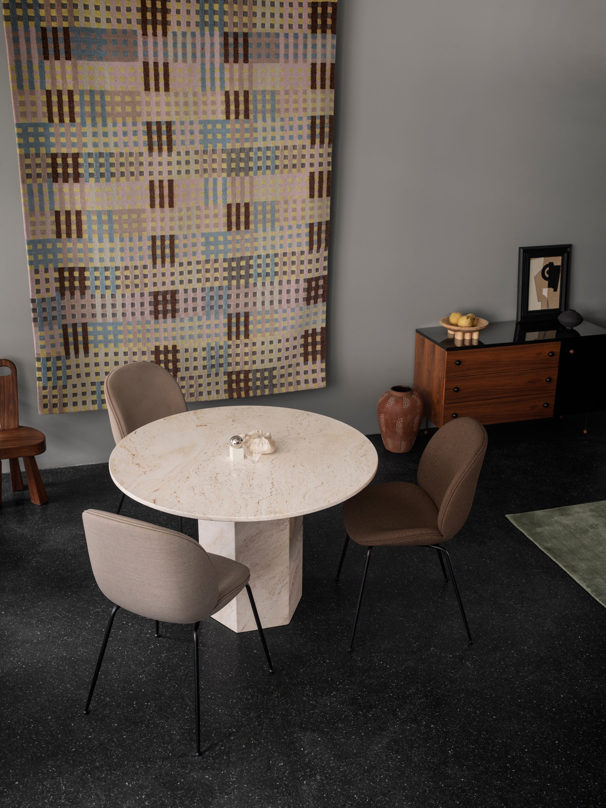 Kommode 62 in Nussbaum furniert