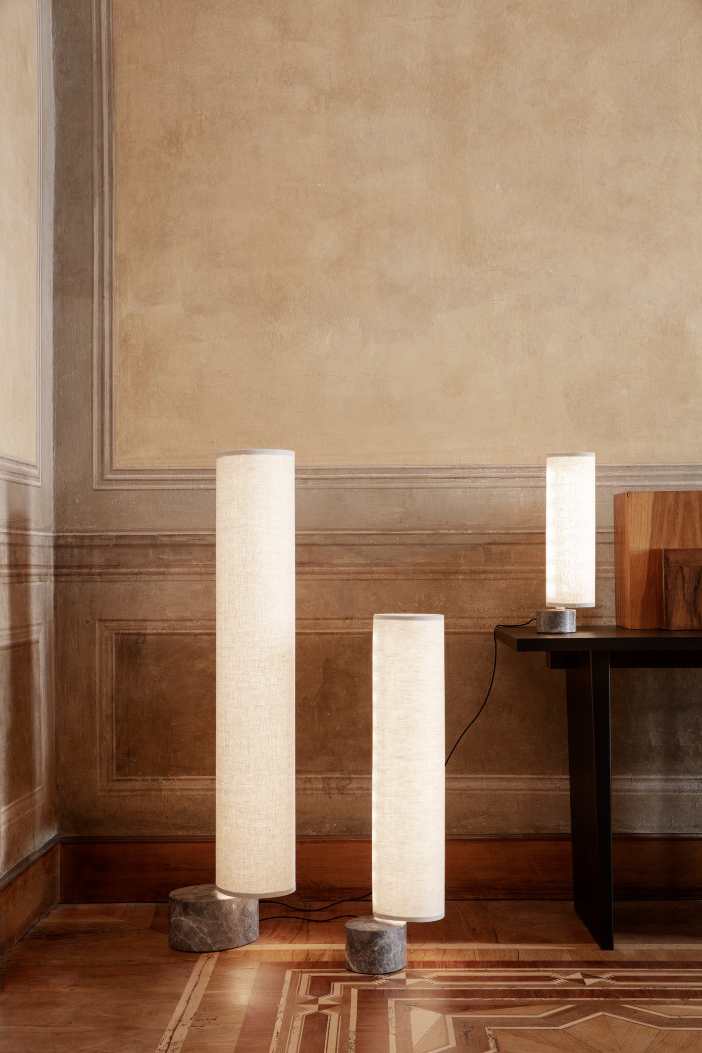 Adjustable Floor Lamp UNBOUND Gray Marble