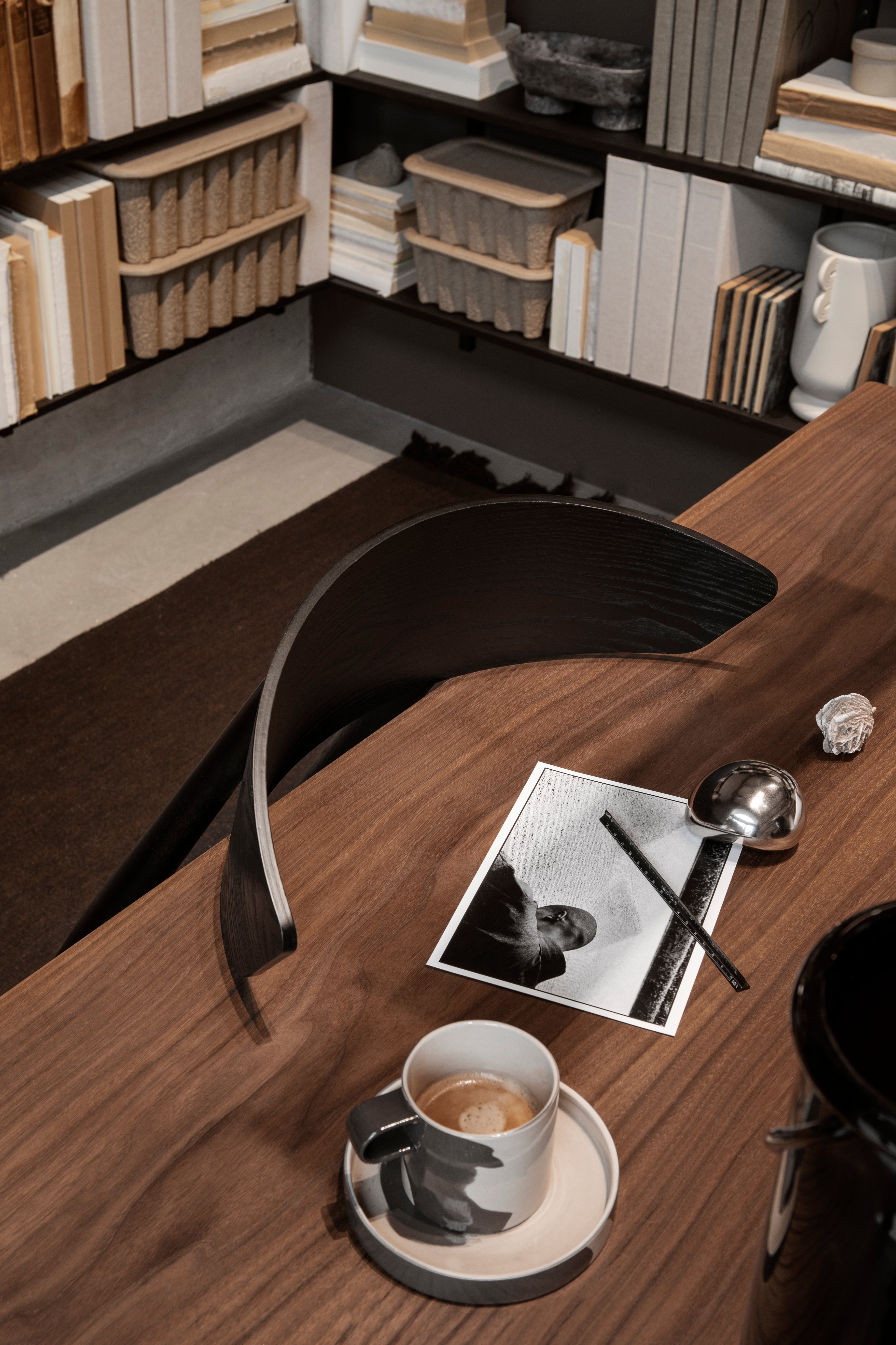 Stuhl Herman Wood Black Buk