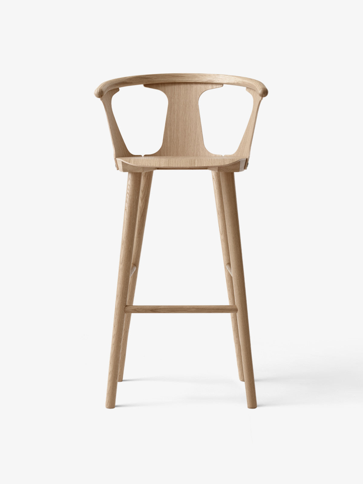 IN BETWEEN Stool oiled oak